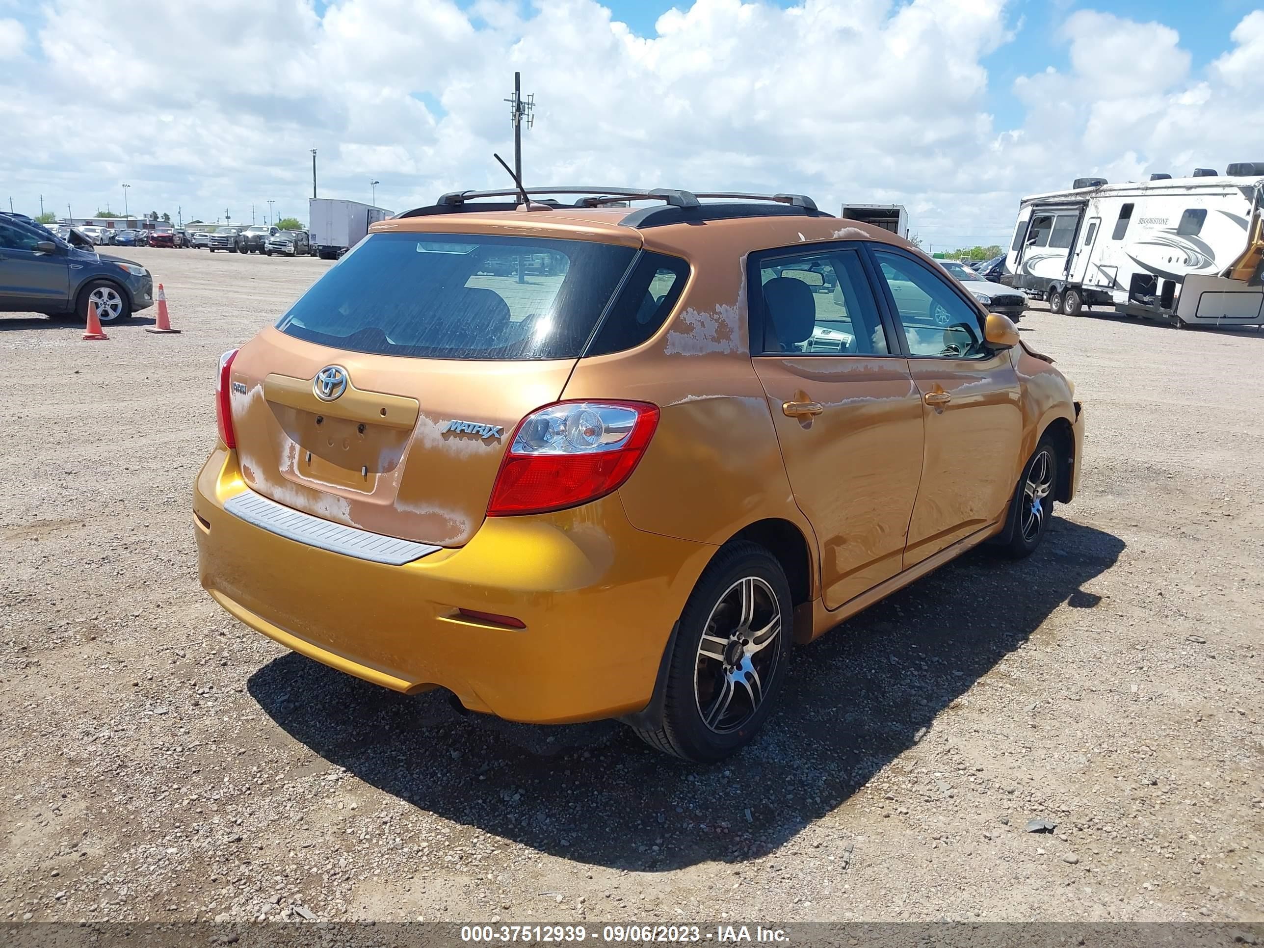 Photo 3 VIN: 2T1KU40E19C037450 - TOYOTA MATRIX 