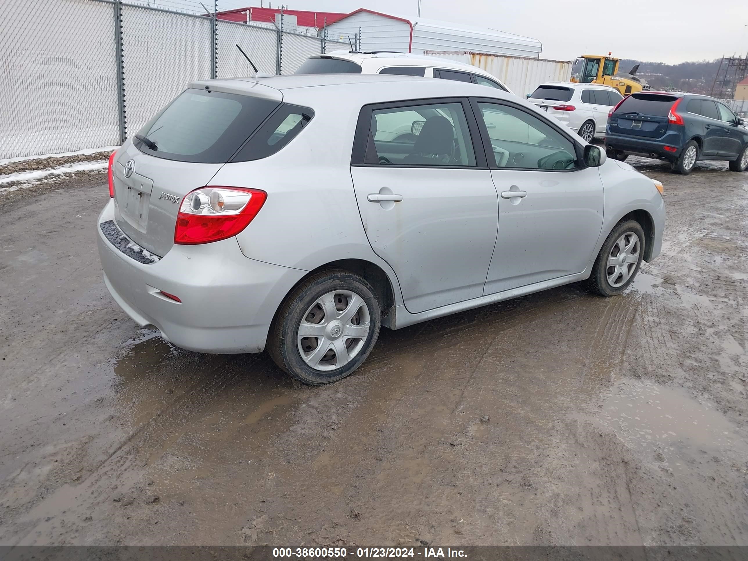 Photo 3 VIN: 2T1KU40E19C072067 - TOYOTA MATRIX 