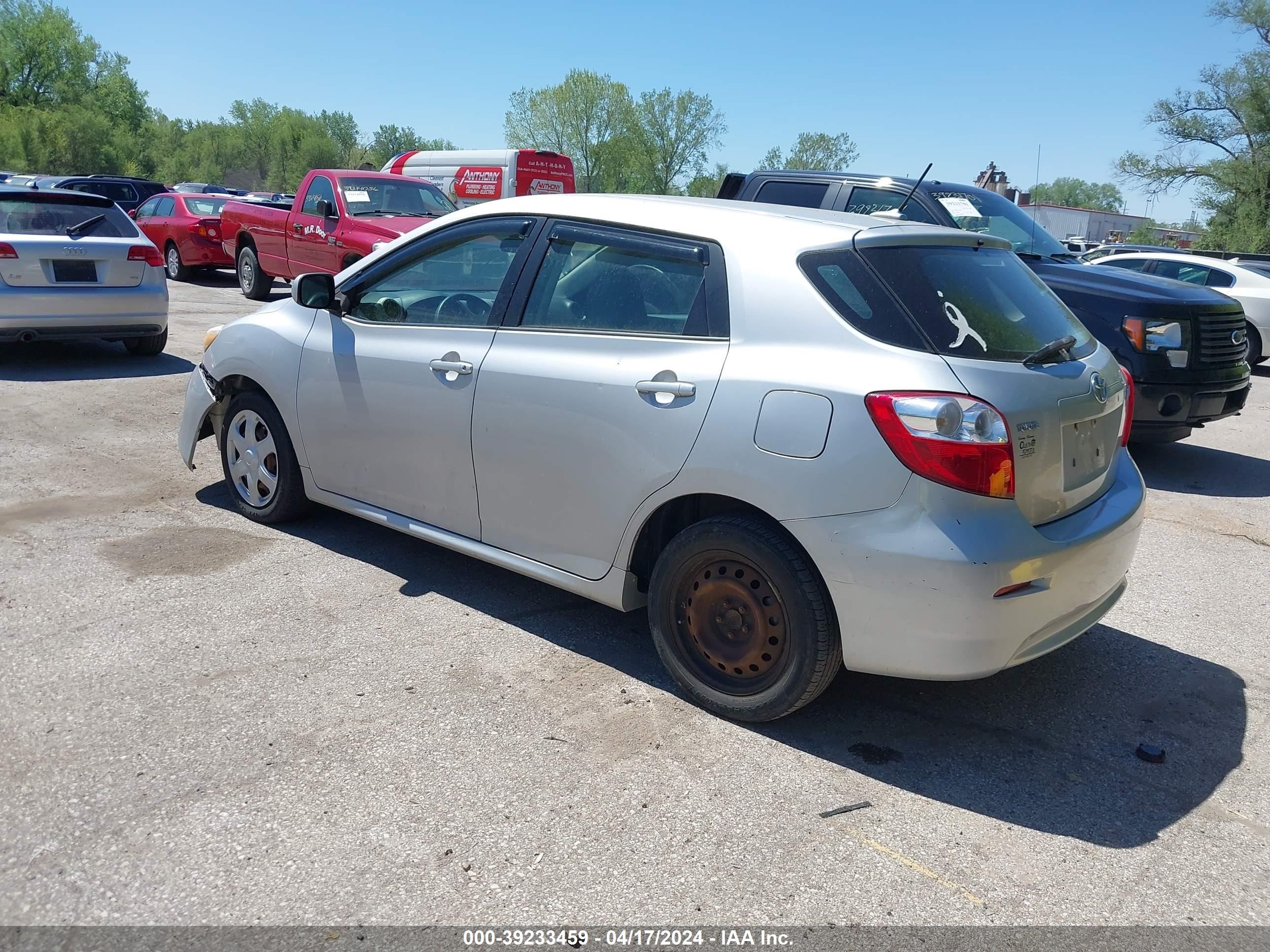 Photo 2 VIN: 2T1KU40E19C165378 - TOYOTA MATRIX 