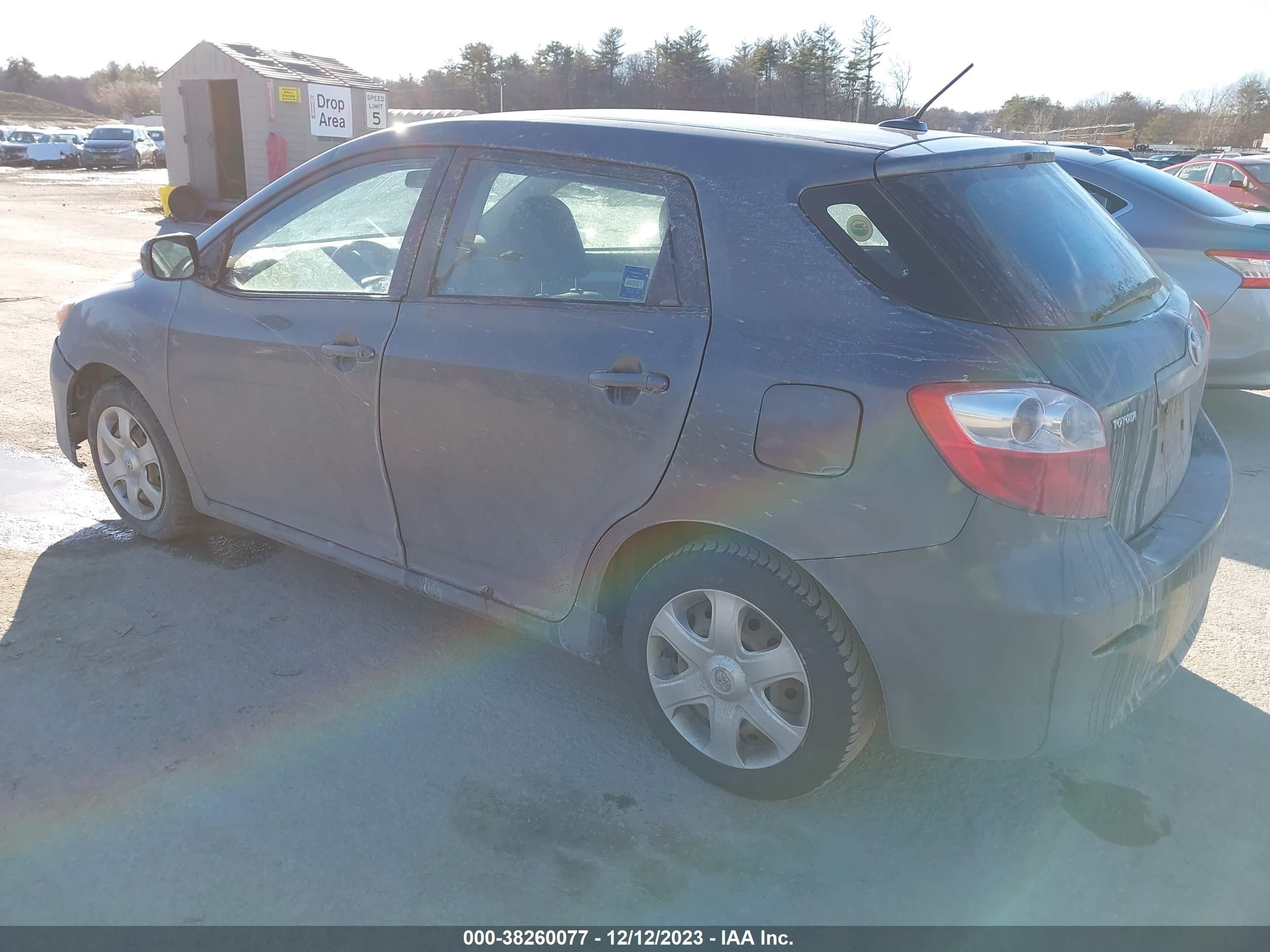 Photo 2 VIN: 2T1KU40E29C035626 - TOYOTA MATRIX 