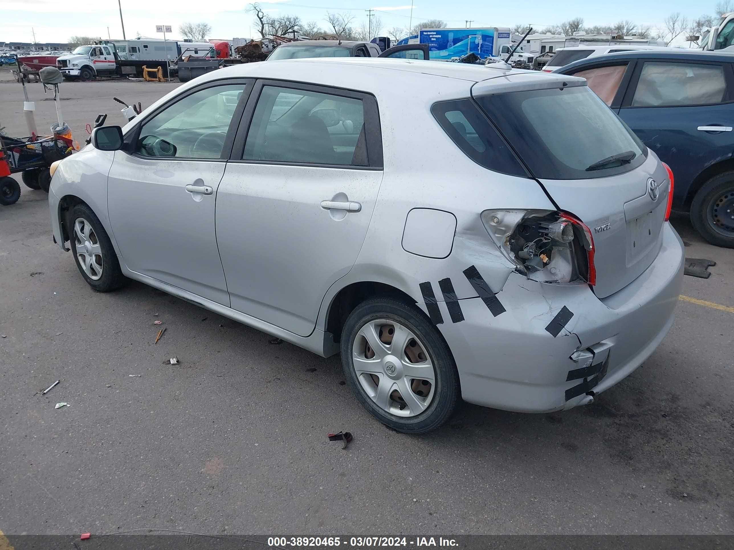 Photo 2 VIN: 2T1KU40E29C164014 - TOYOTA MATRIX 