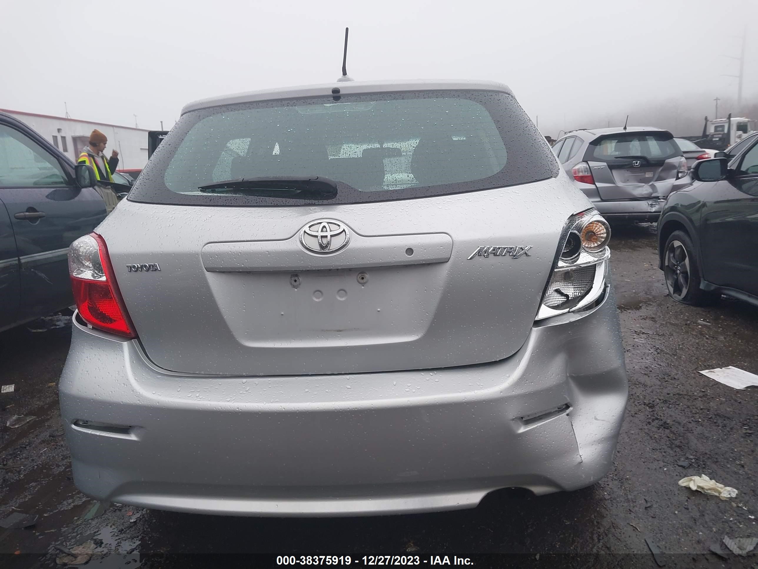 Photo 15 VIN: 2T1KU40E39C007382 - TOYOTA MATRIX 