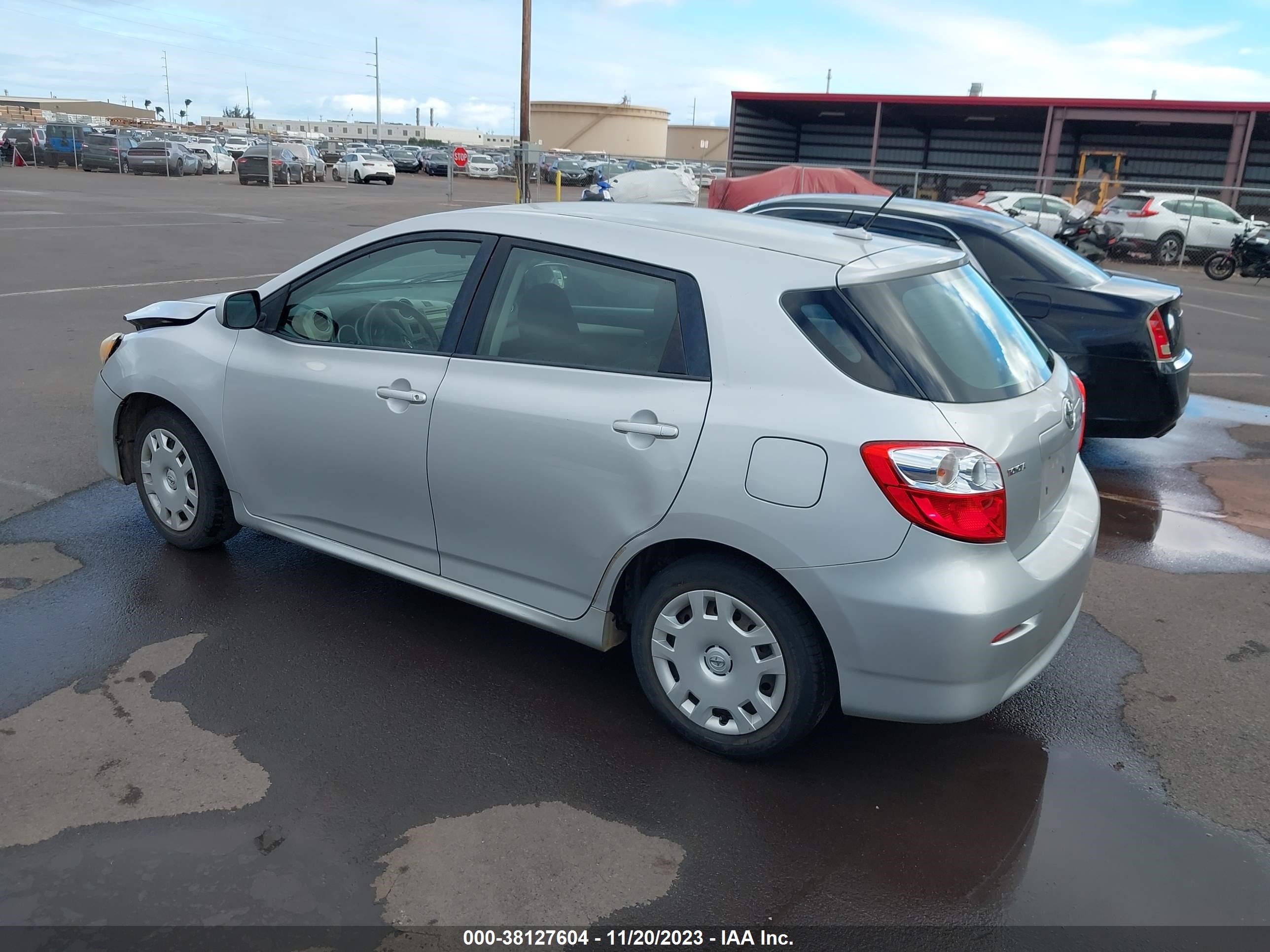 Photo 2 VIN: 2T1KU40E39C037045 - TOYOTA MATRIX 