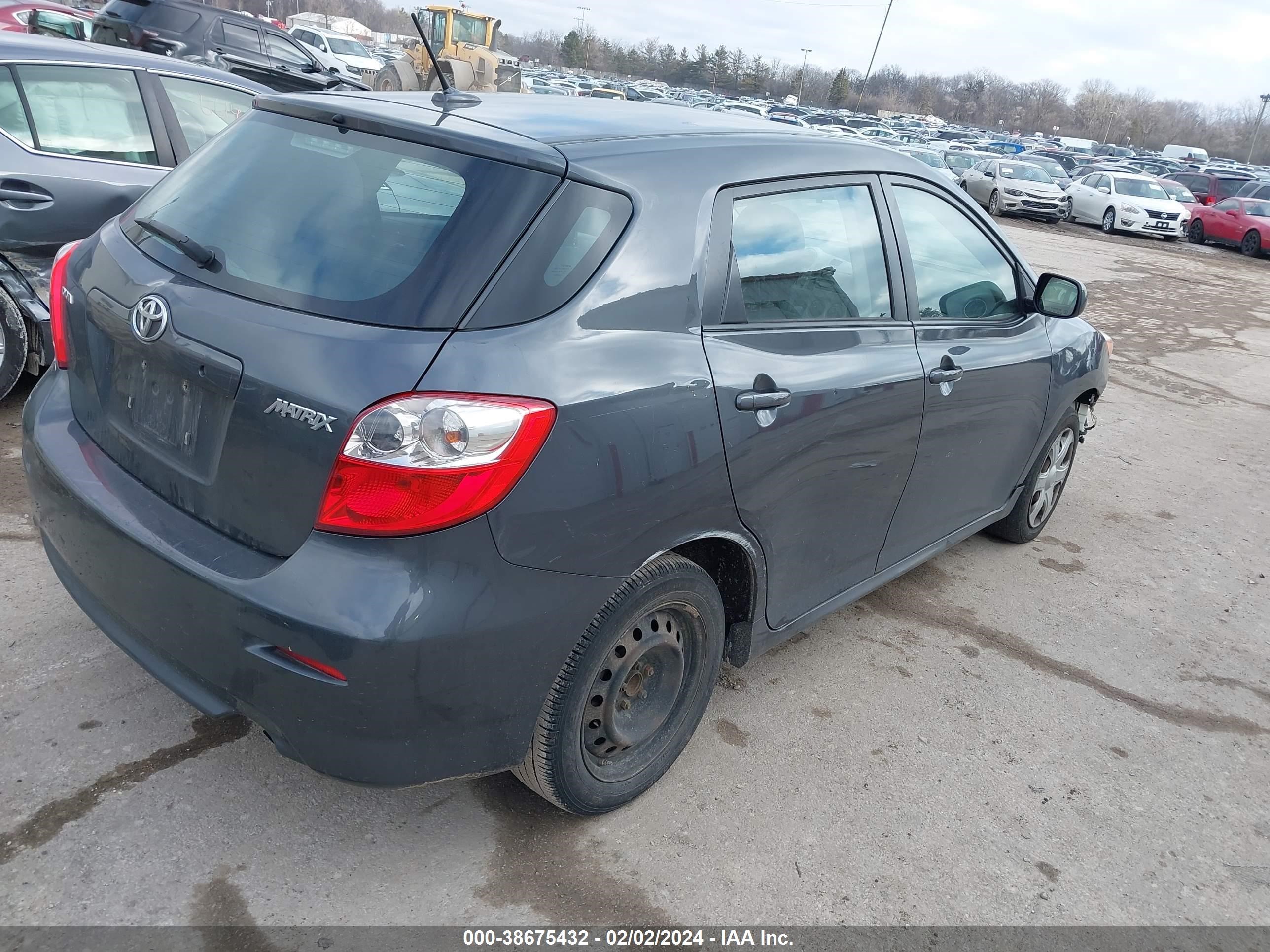 Photo 3 VIN: 2T1KU40E49C042674 - TOYOTA MATRIX 