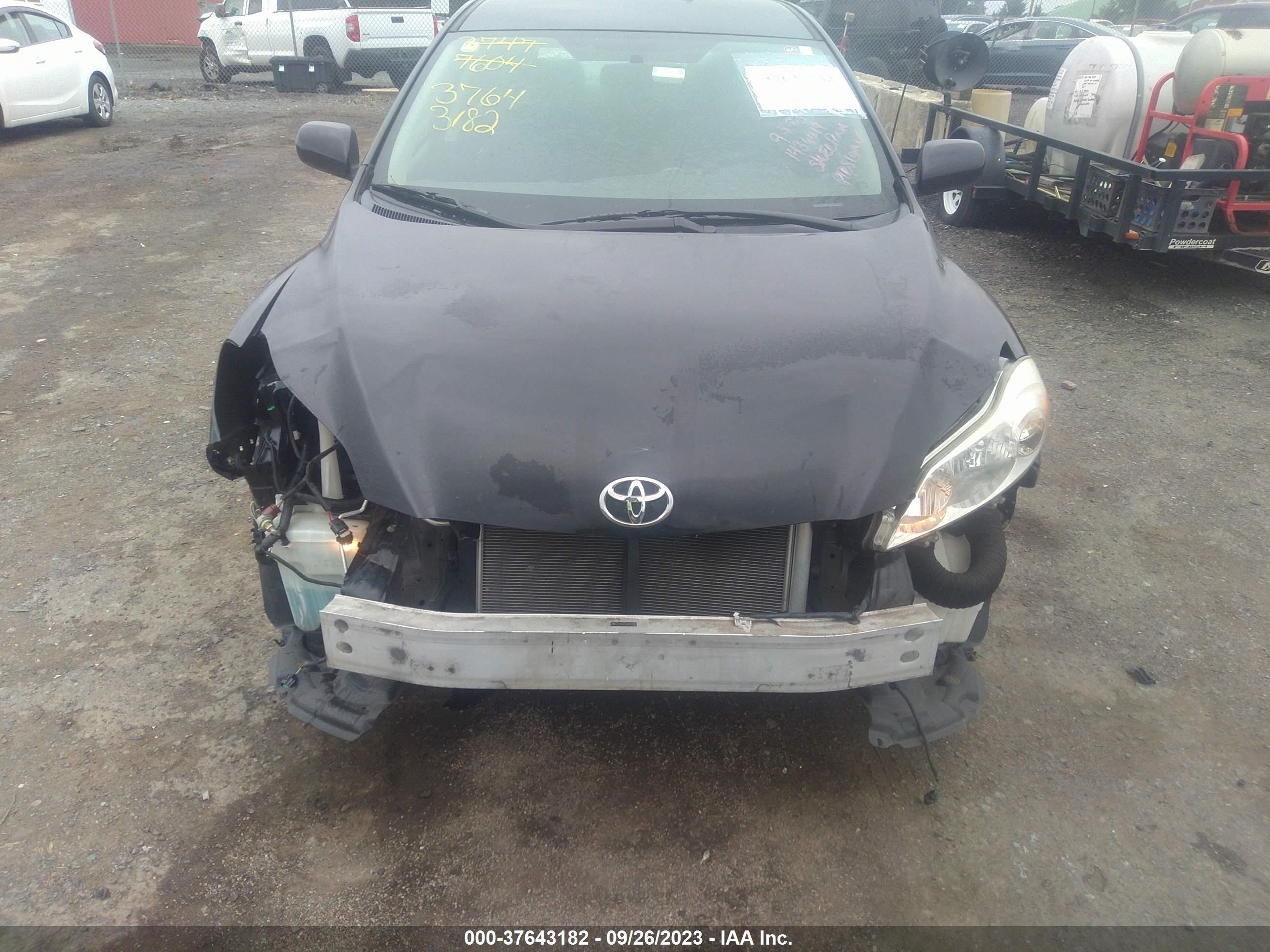 Photo 12 VIN: 2T1KU40E49C161180 - TOYOTA MATRIX 