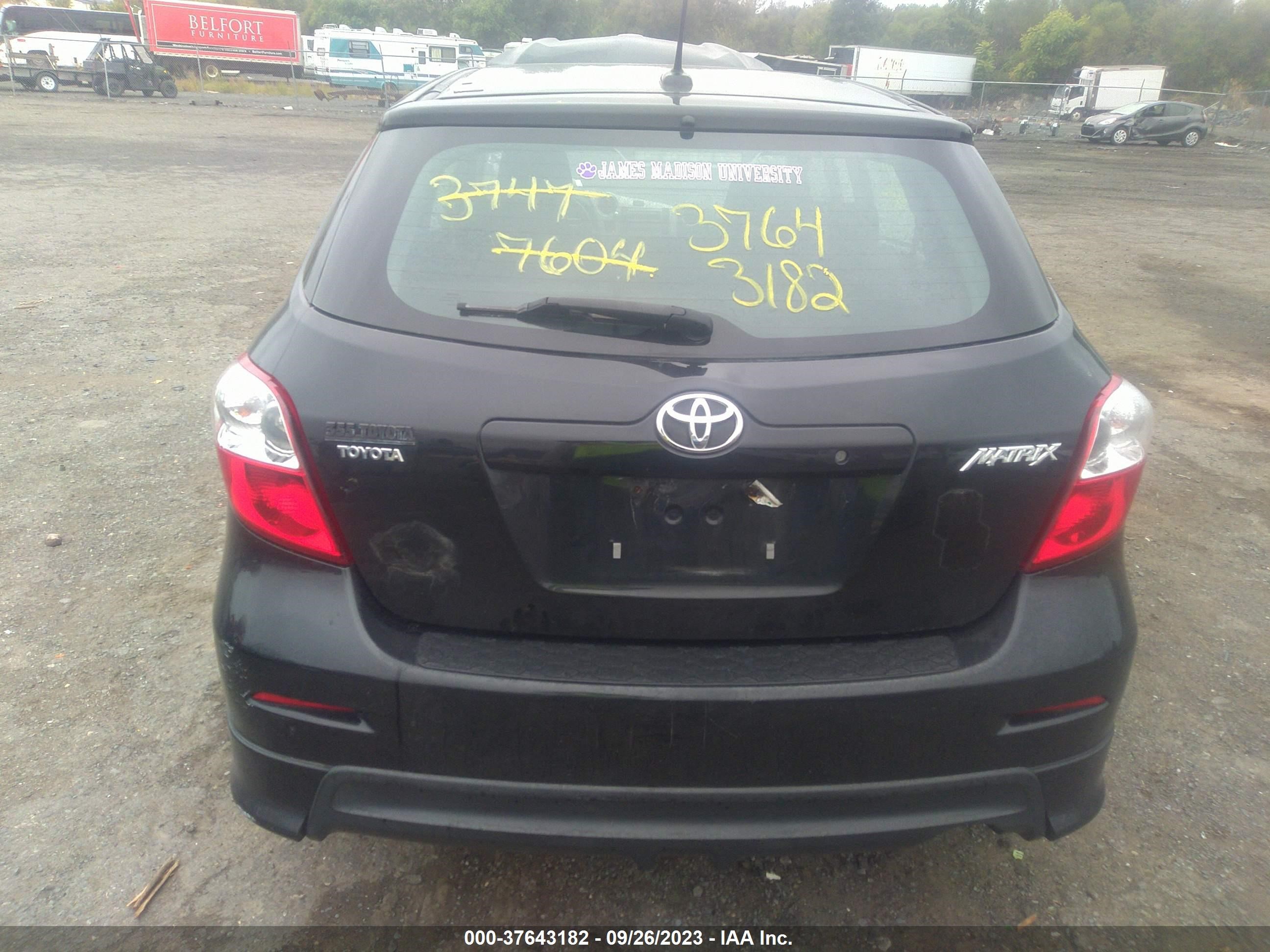 Photo 16 VIN: 2T1KU40E49C161180 - TOYOTA MATRIX 