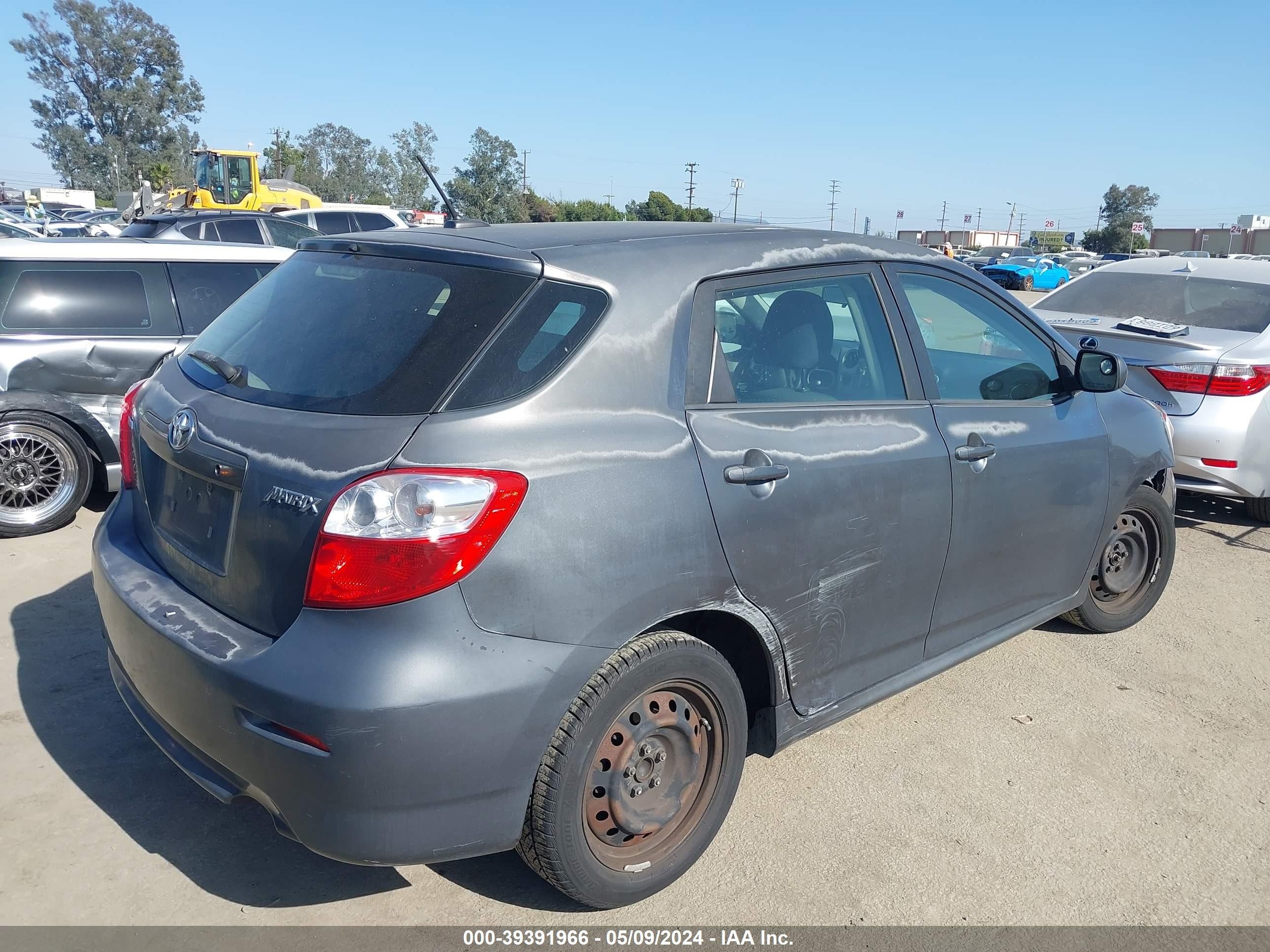 Photo 3 VIN: 2T1KU40E69C023382 - TOYOTA MATRIX 