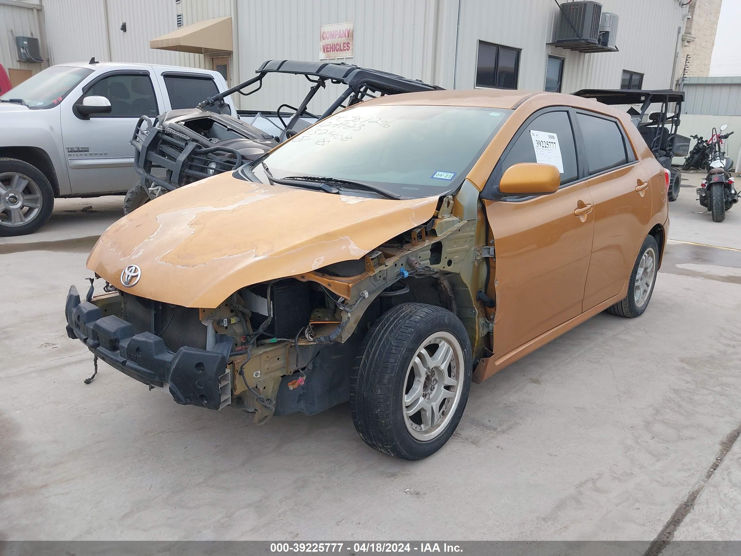 Photo 1 VIN: 2T1KU40E69C132408 - TOYOTA MATRIX 