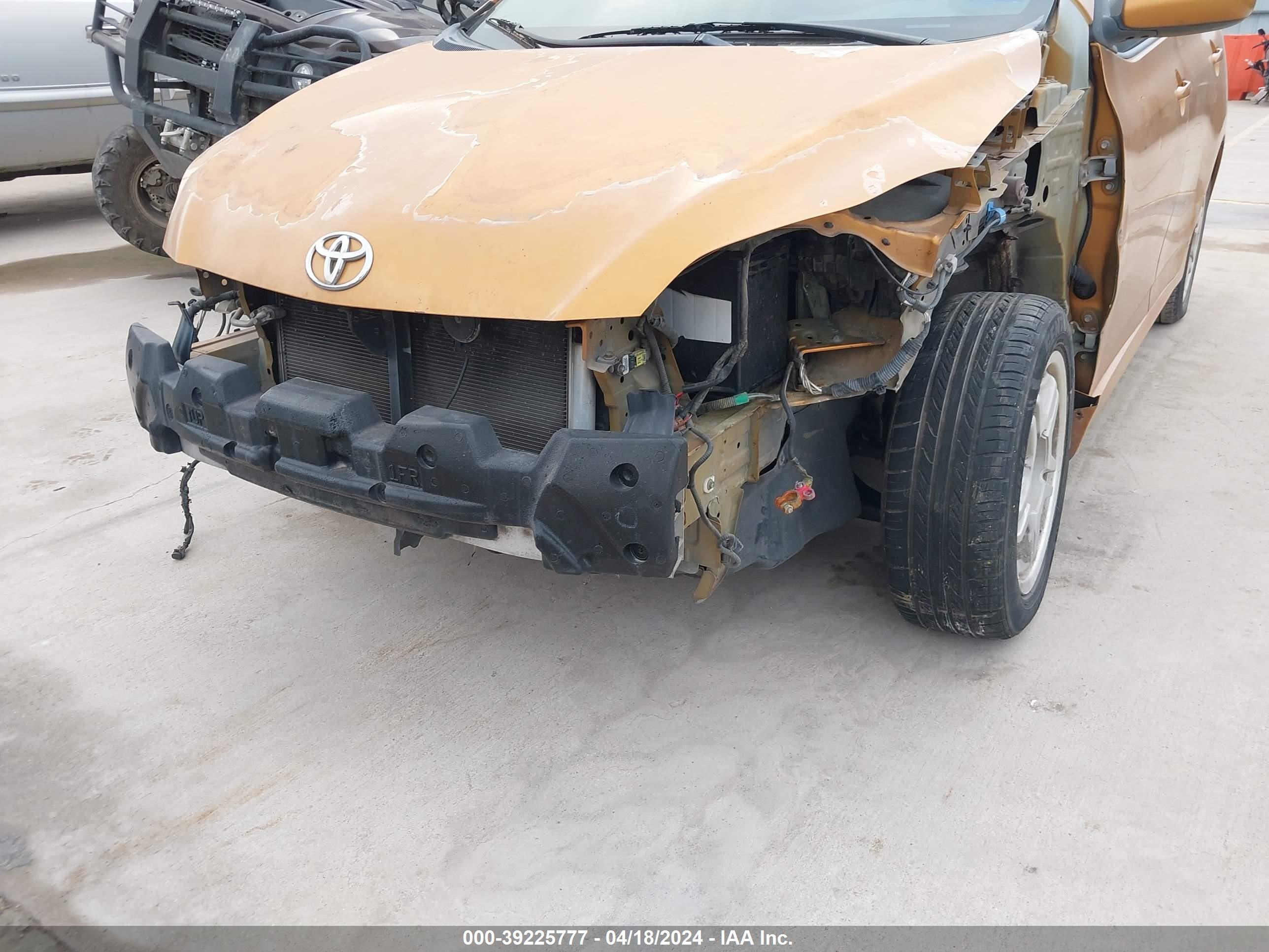 Photo 5 VIN: 2T1KU40E69C132408 - TOYOTA MATRIX 