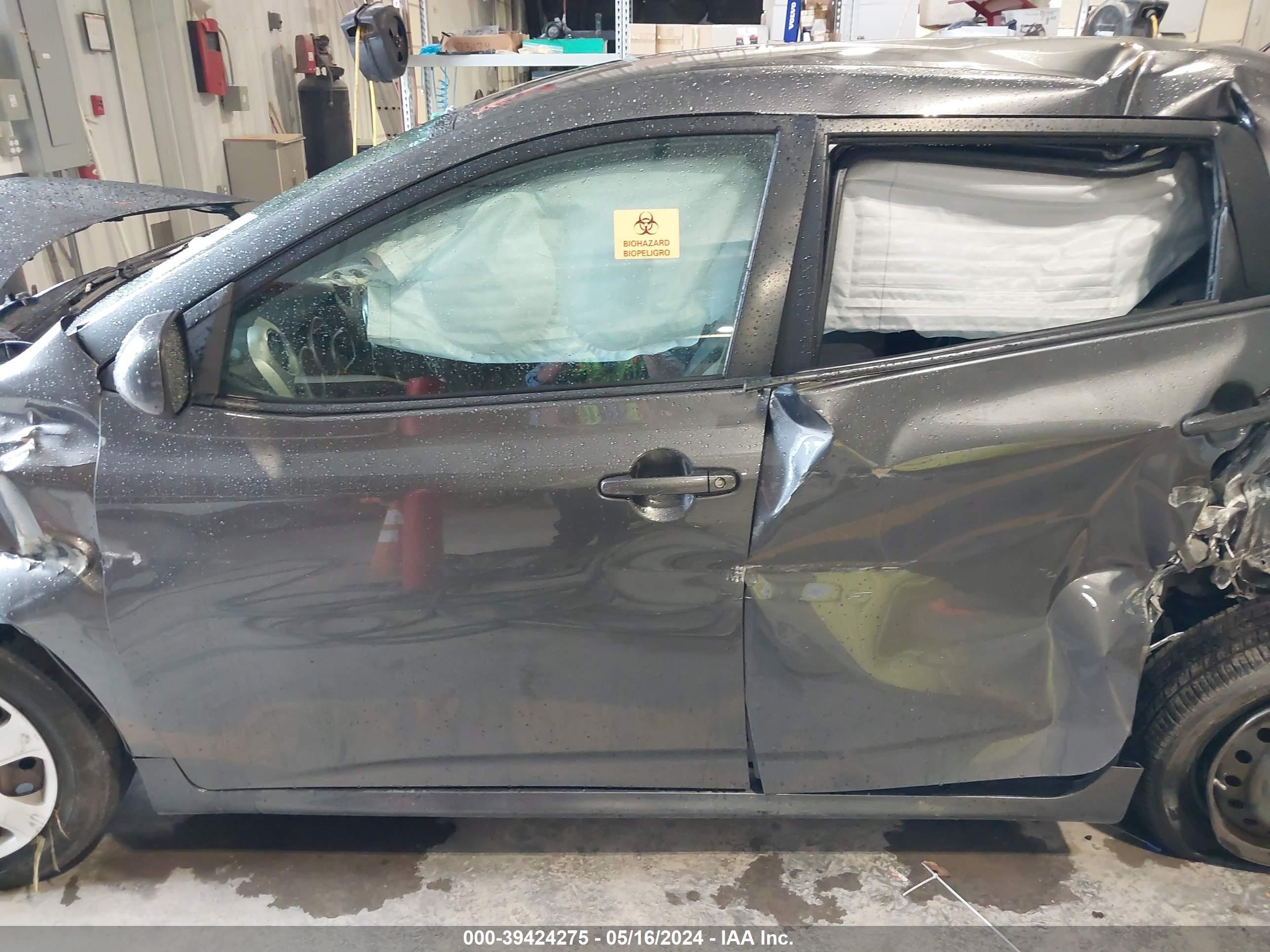 Photo 12 VIN: 2T1KU40E79C176465 - TOYOTA MATRIX 