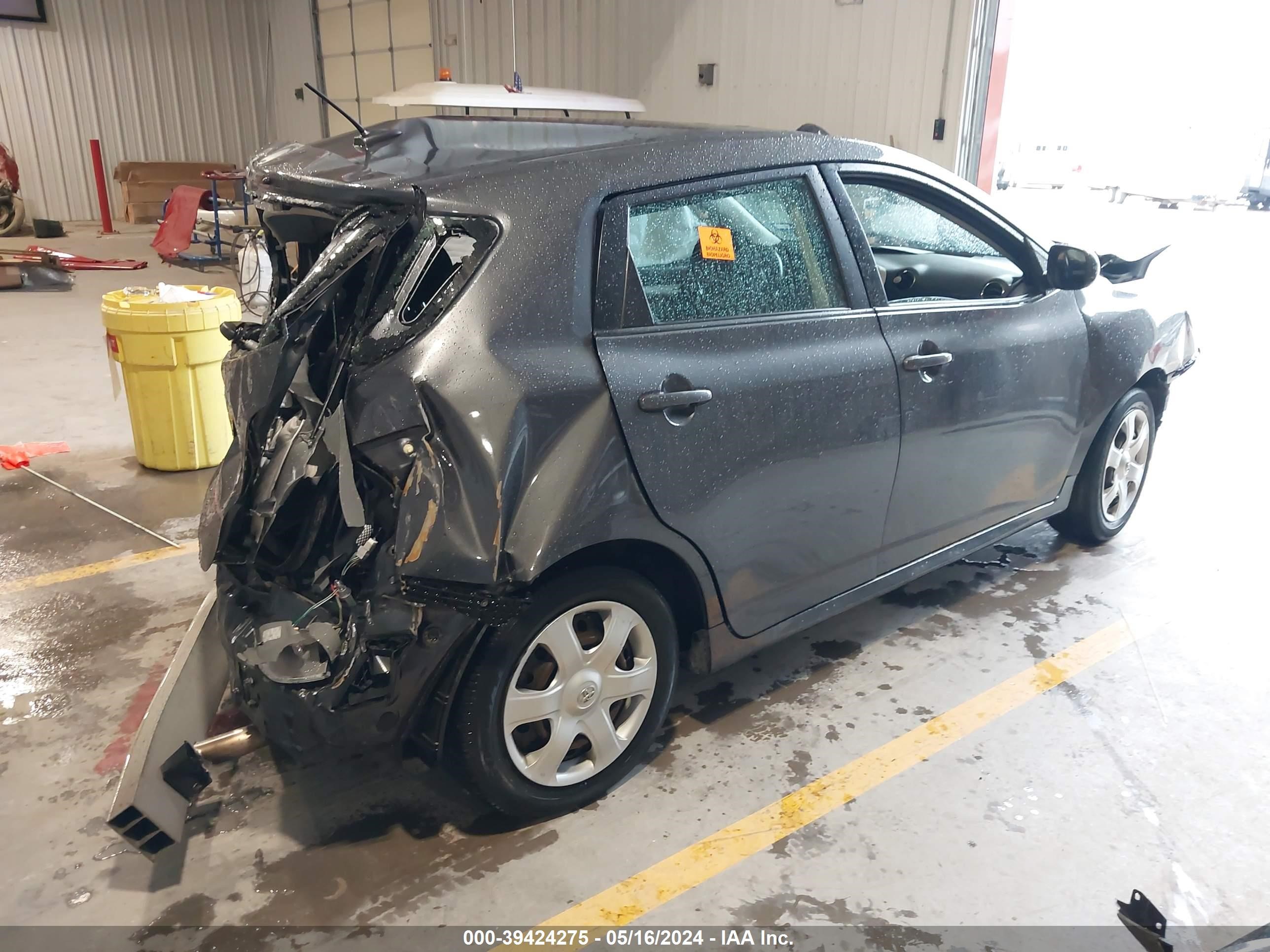 Photo 3 VIN: 2T1KU40E79C176465 - TOYOTA MATRIX 