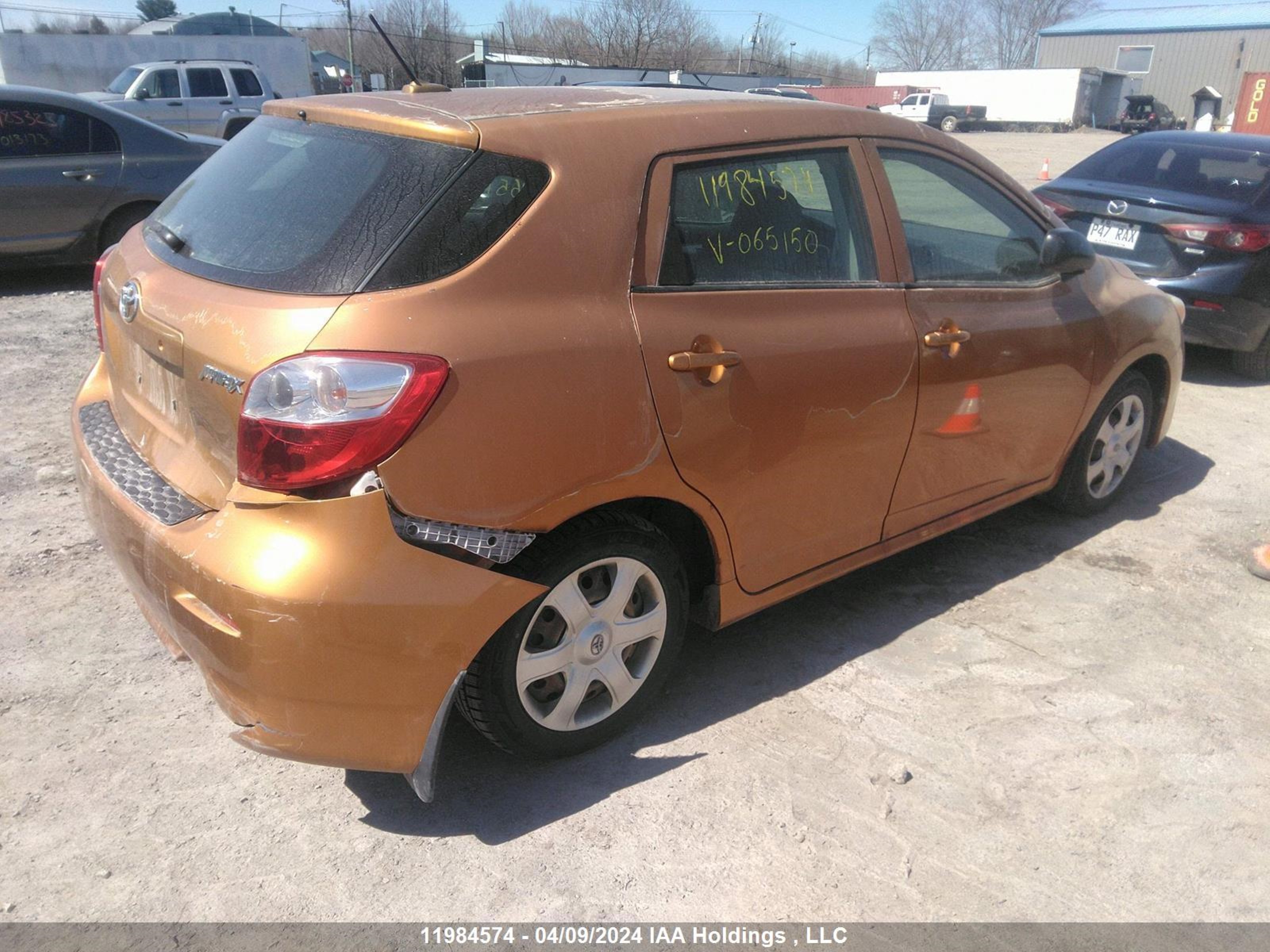 Photo 3 VIN: 2T1KU40E89C065150 - TOYOTA MATRIX 