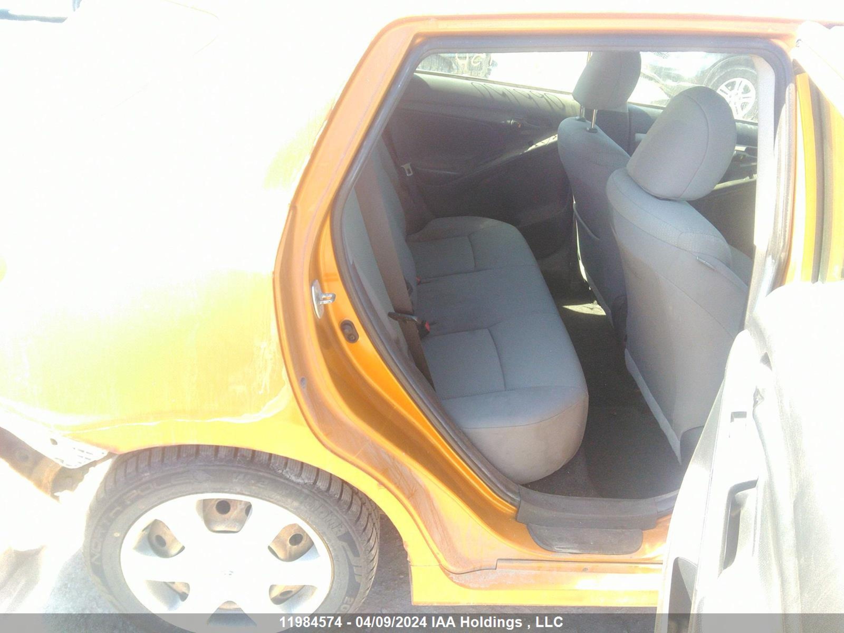 Photo 7 VIN: 2T1KU40E89C065150 - TOYOTA MATRIX 