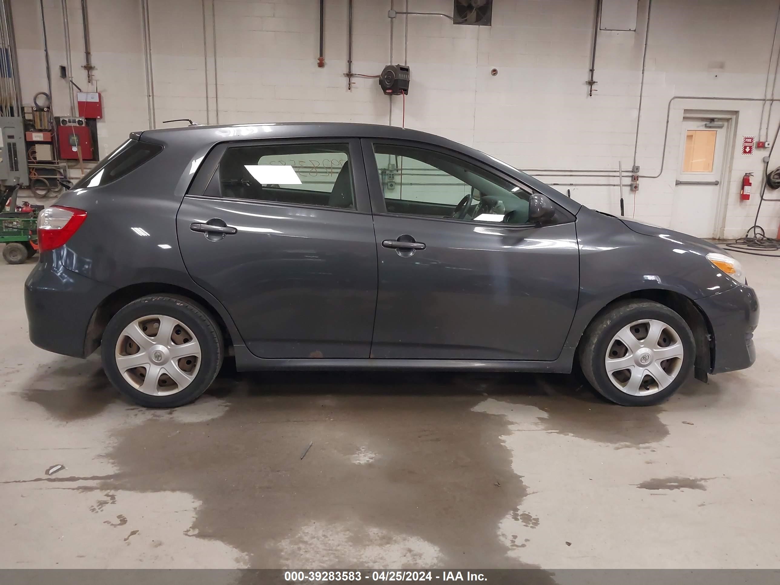 Photo 13 VIN: 2T1KU40E89C076892 - TOYOTA MATRIX 