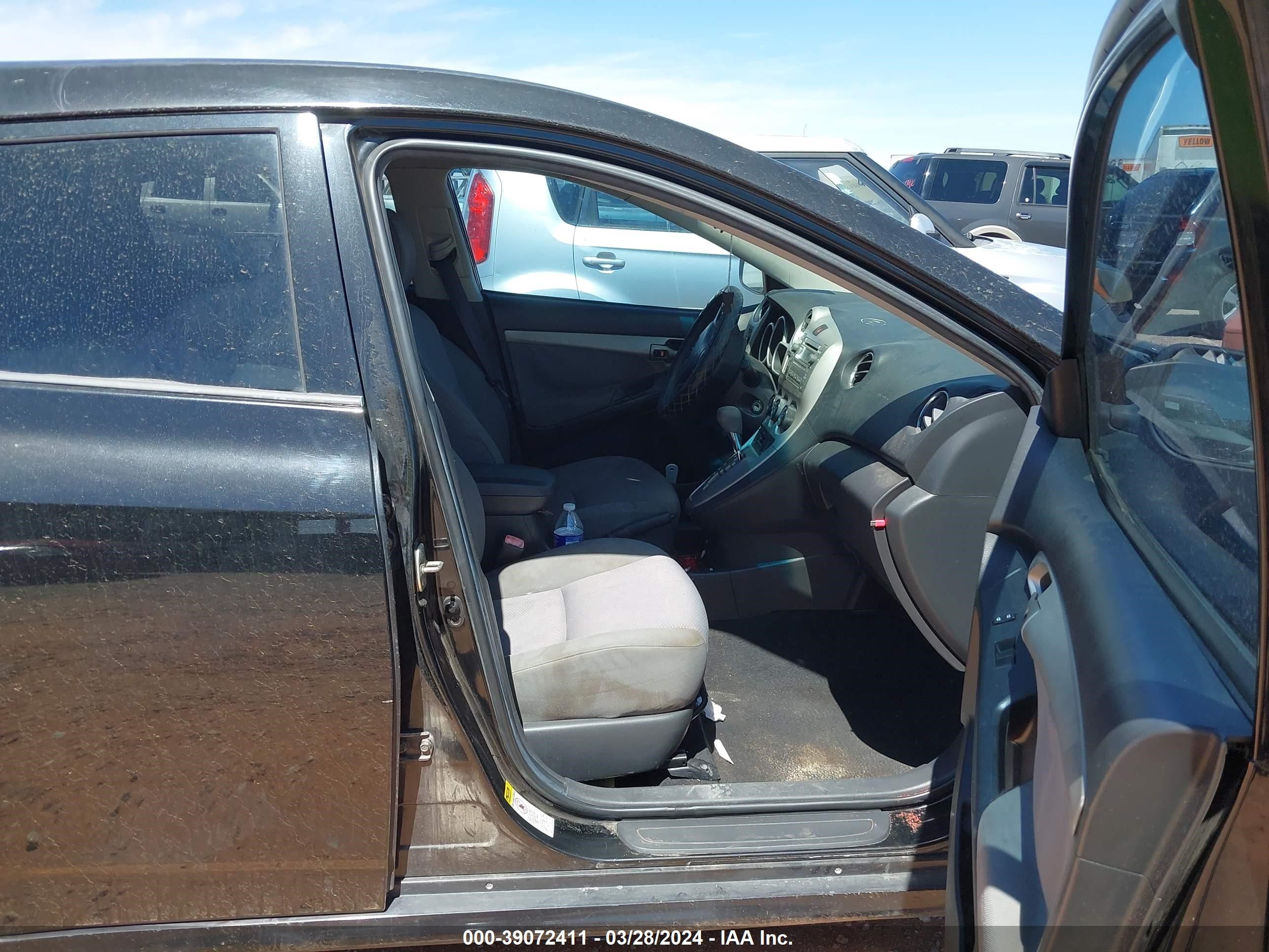 Photo 4 VIN: 2T1KU40E99C061284 - TOYOTA MATRIX 