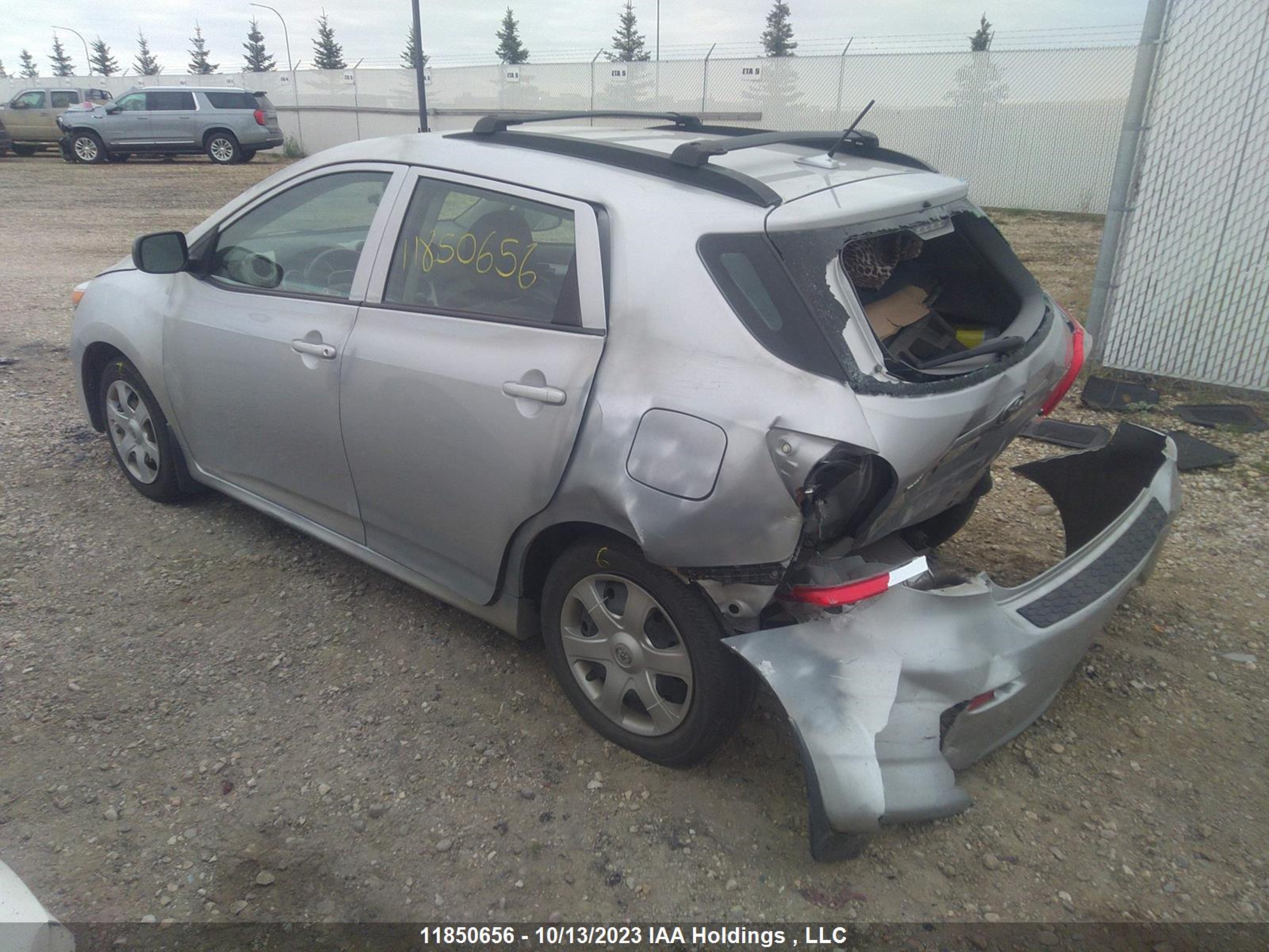 Photo 2 VIN: 2T1KU40E99C095709 - TOYOTA MATRIX 