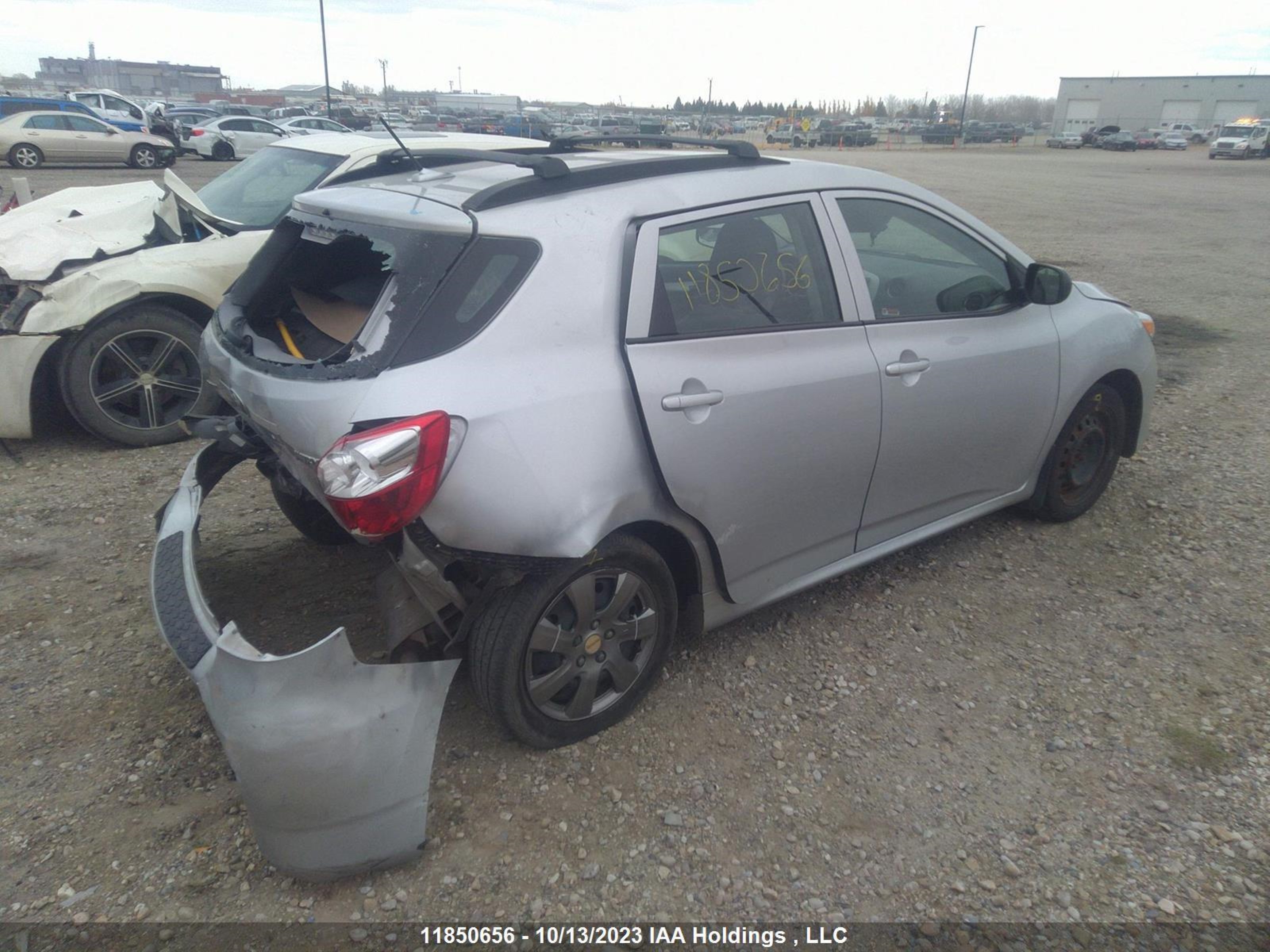 Photo 3 VIN: 2T1KU40E99C095709 - TOYOTA MATRIX 