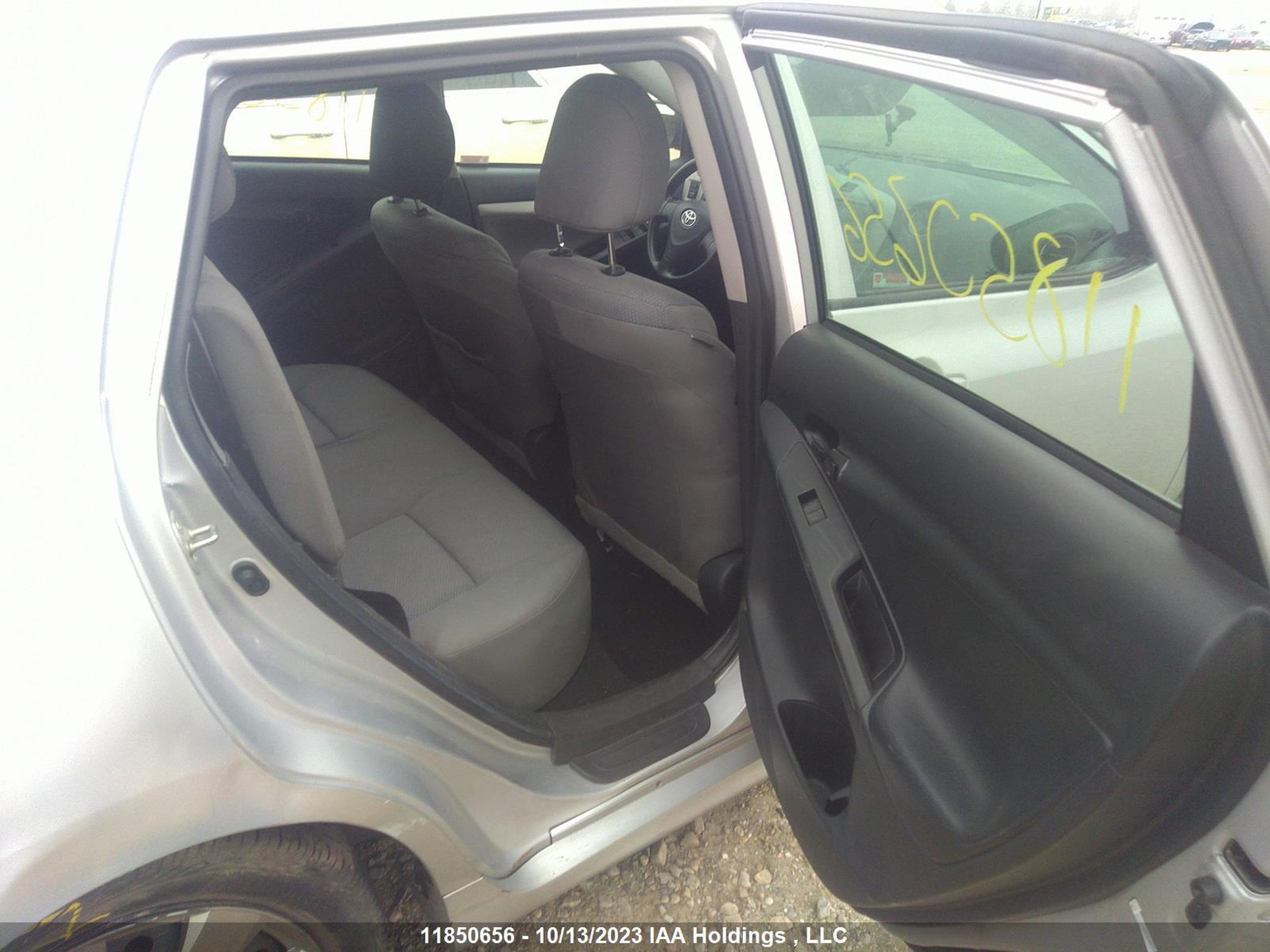 Photo 7 VIN: 2T1KU40E99C095709 - TOYOTA MATRIX 