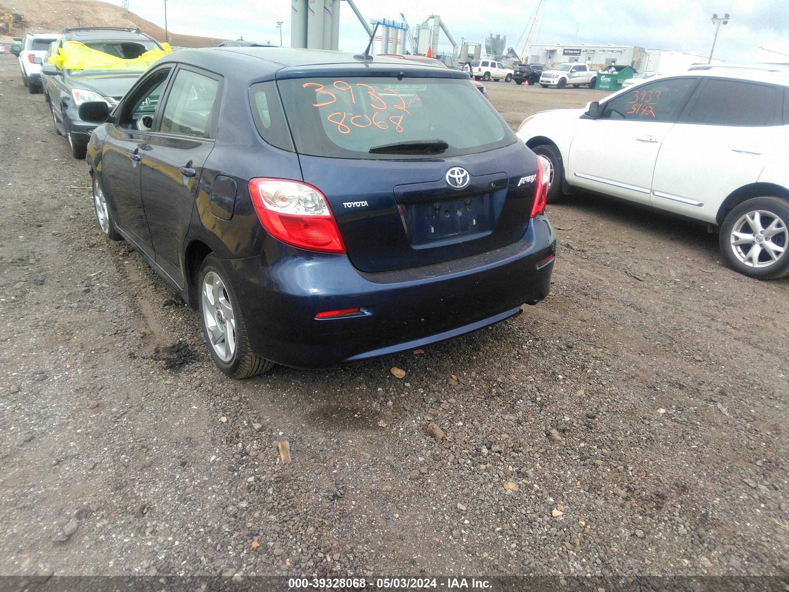 Photo 2 VIN: 2T1KU40EX9C168151 - TOYOTA MATRIX 