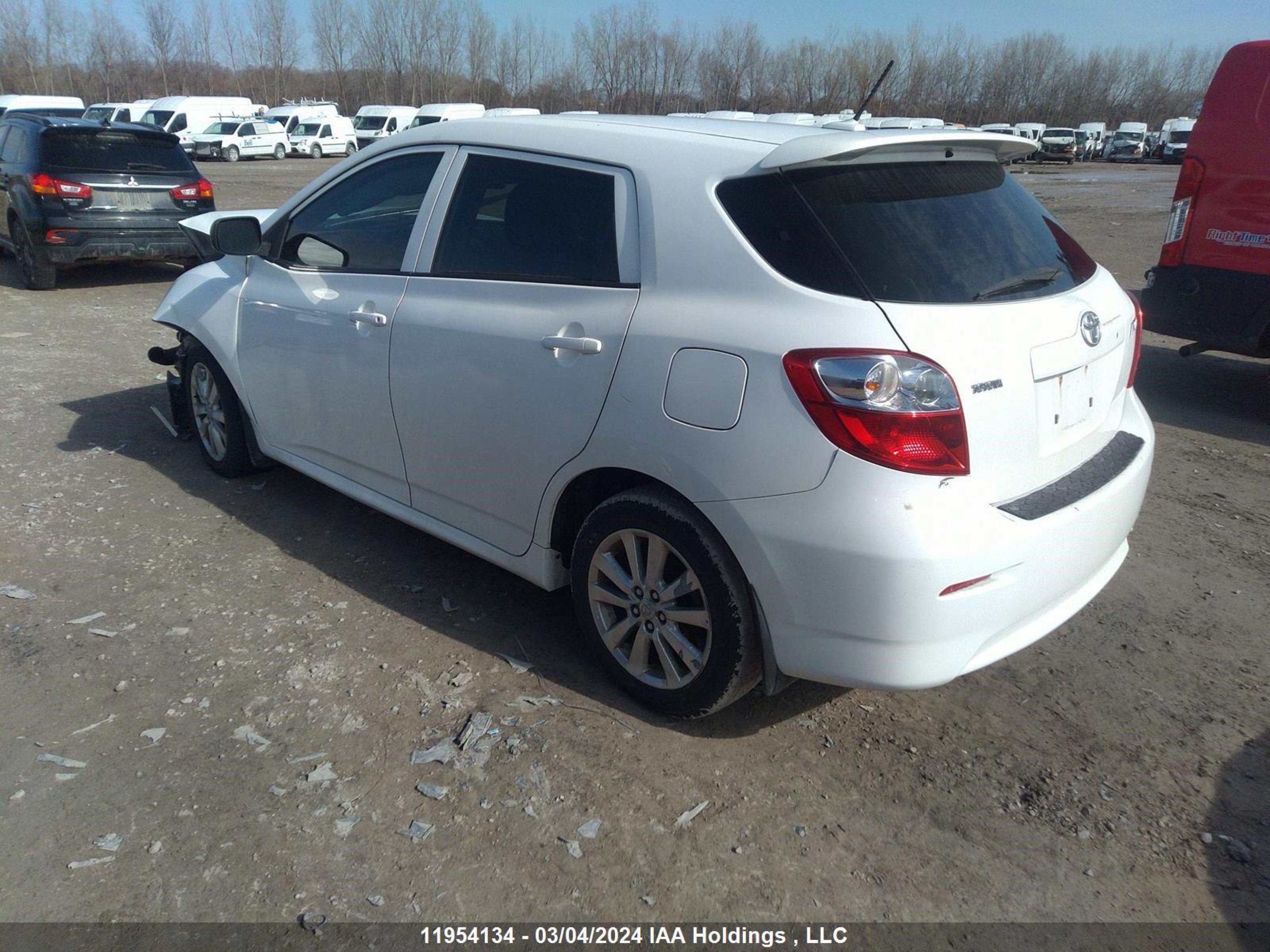 Photo 2 VIN: 2T1KU4EE0AC206385 - TOYOTA NULL 