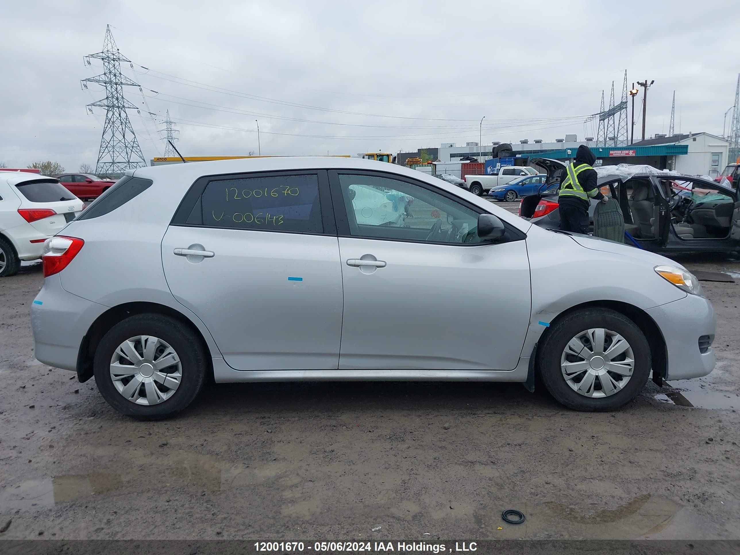 Photo 12 VIN: 2T1KU4EE0DC006143 - TOYOTA MATRIX 