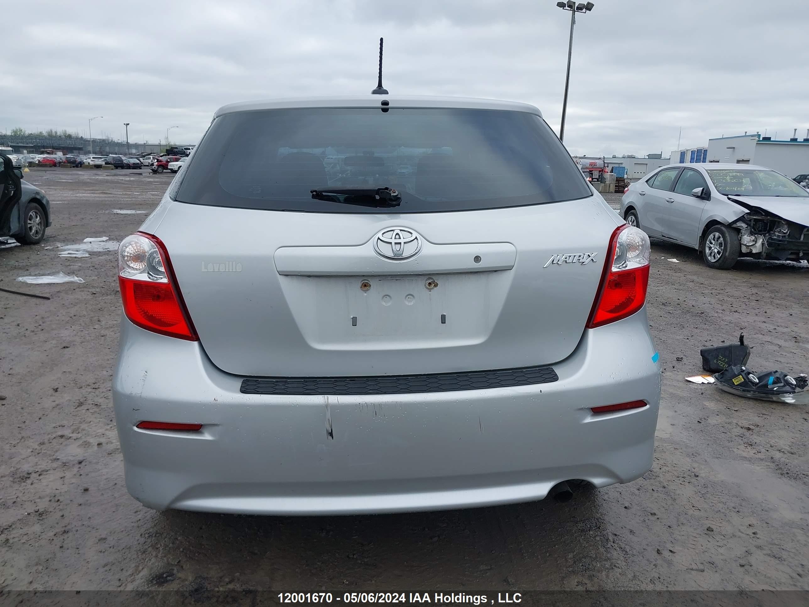 Photo 15 VIN: 2T1KU4EE0DC006143 - TOYOTA MATRIX 