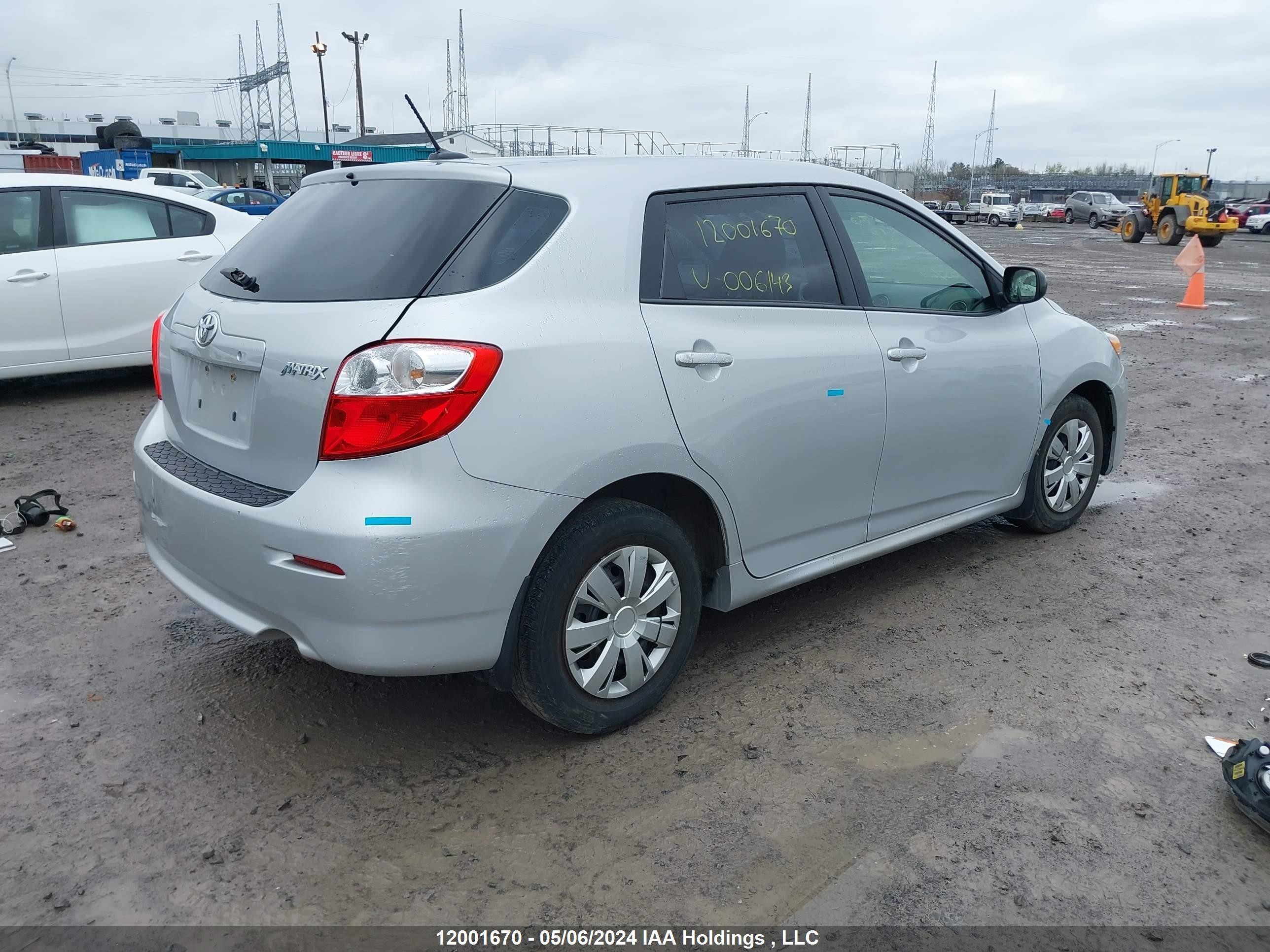 Photo 3 VIN: 2T1KU4EE0DC006143 - TOYOTA MATRIX 