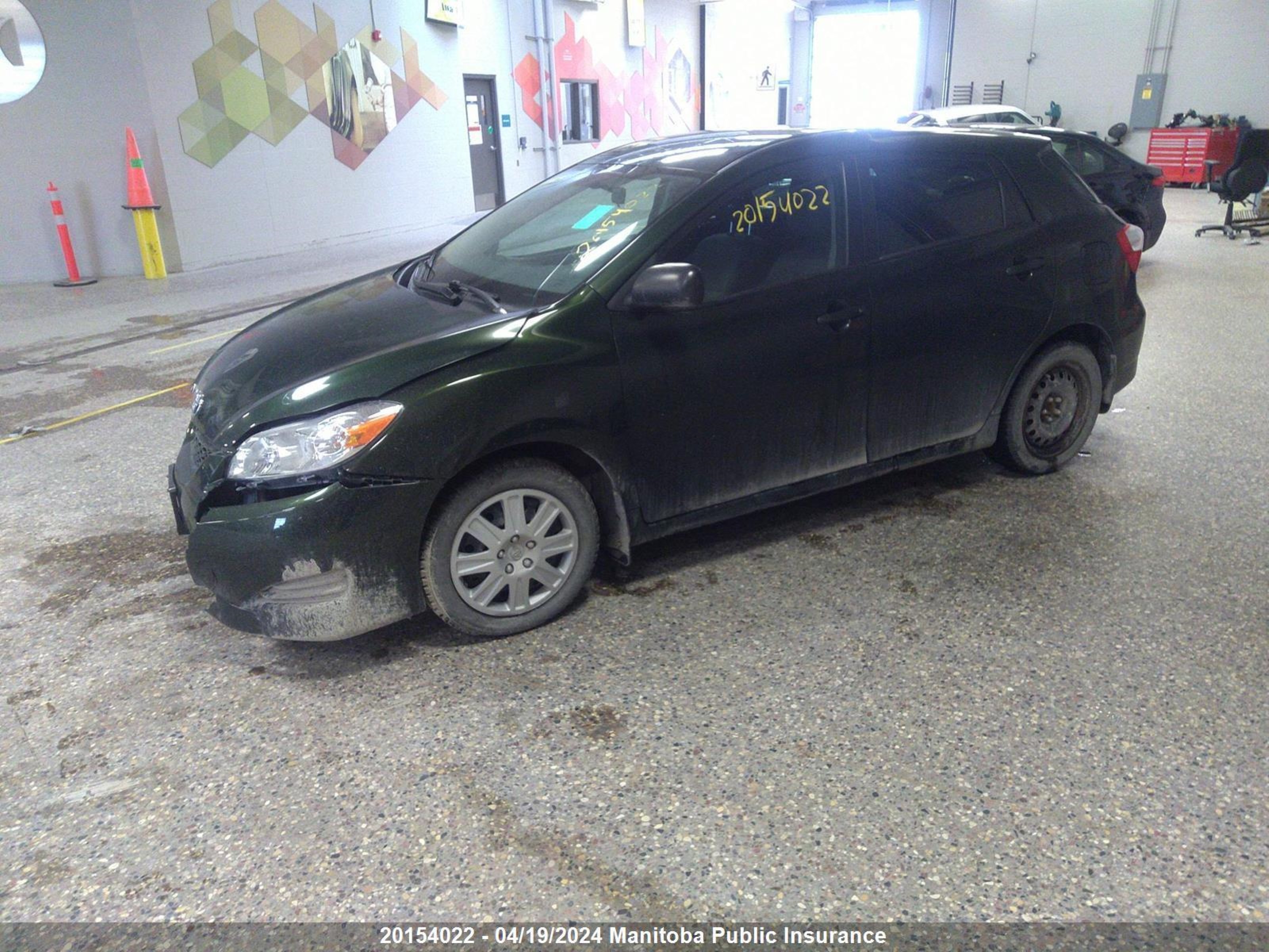 Photo 1 VIN: 2T1KU4EE1BC676927 - TOYOTA MATRIX 