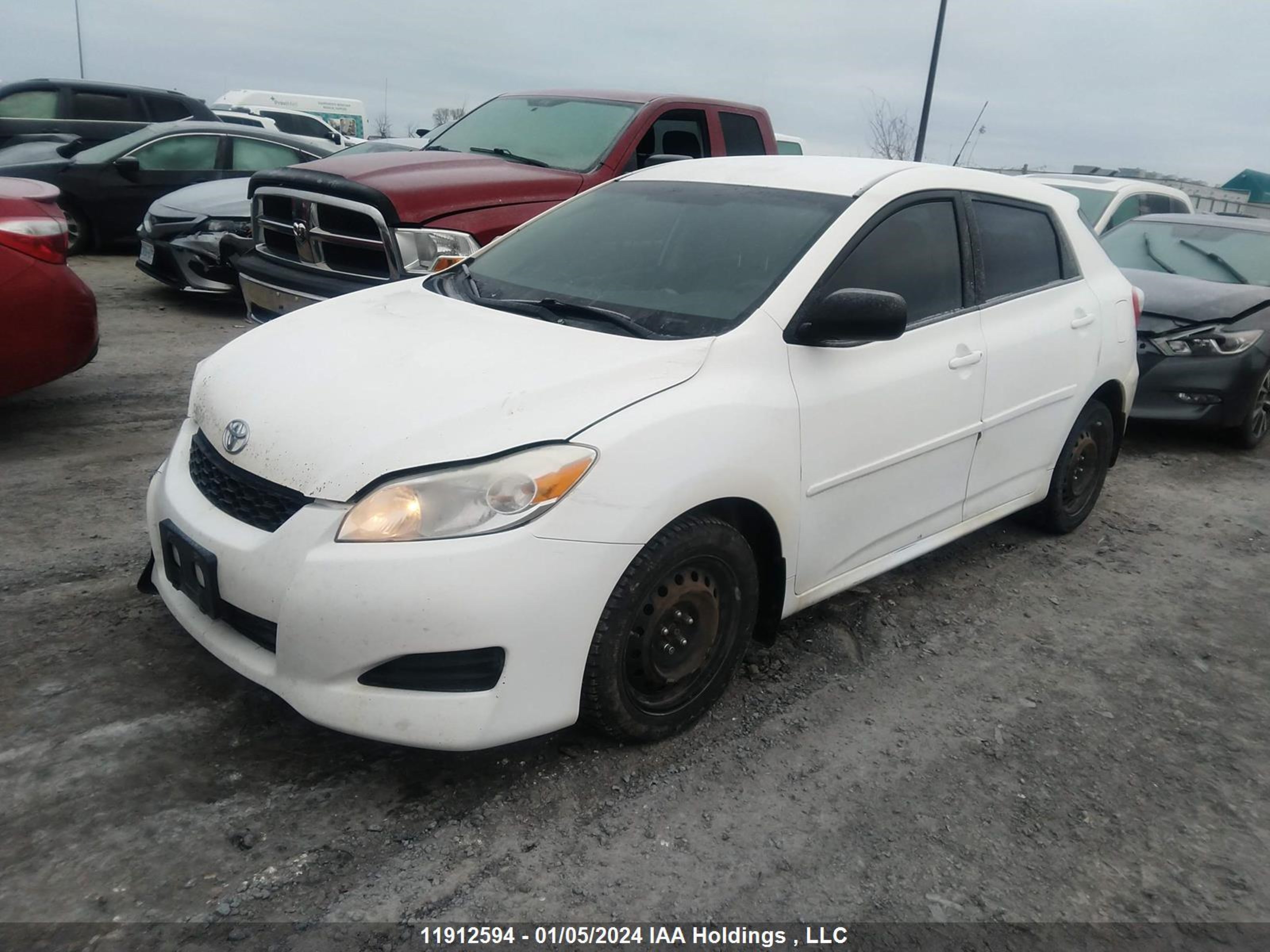 Photo 1 VIN: 2T1KU4EE1BC680041 - TOYOTA MATRIX 