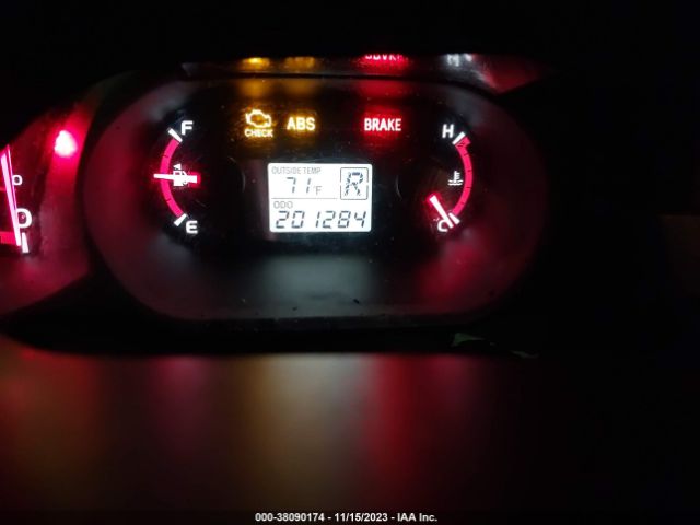 Photo 6 VIN: 2T1KU4EE2AC503576 - TOYOTA MATRIX 