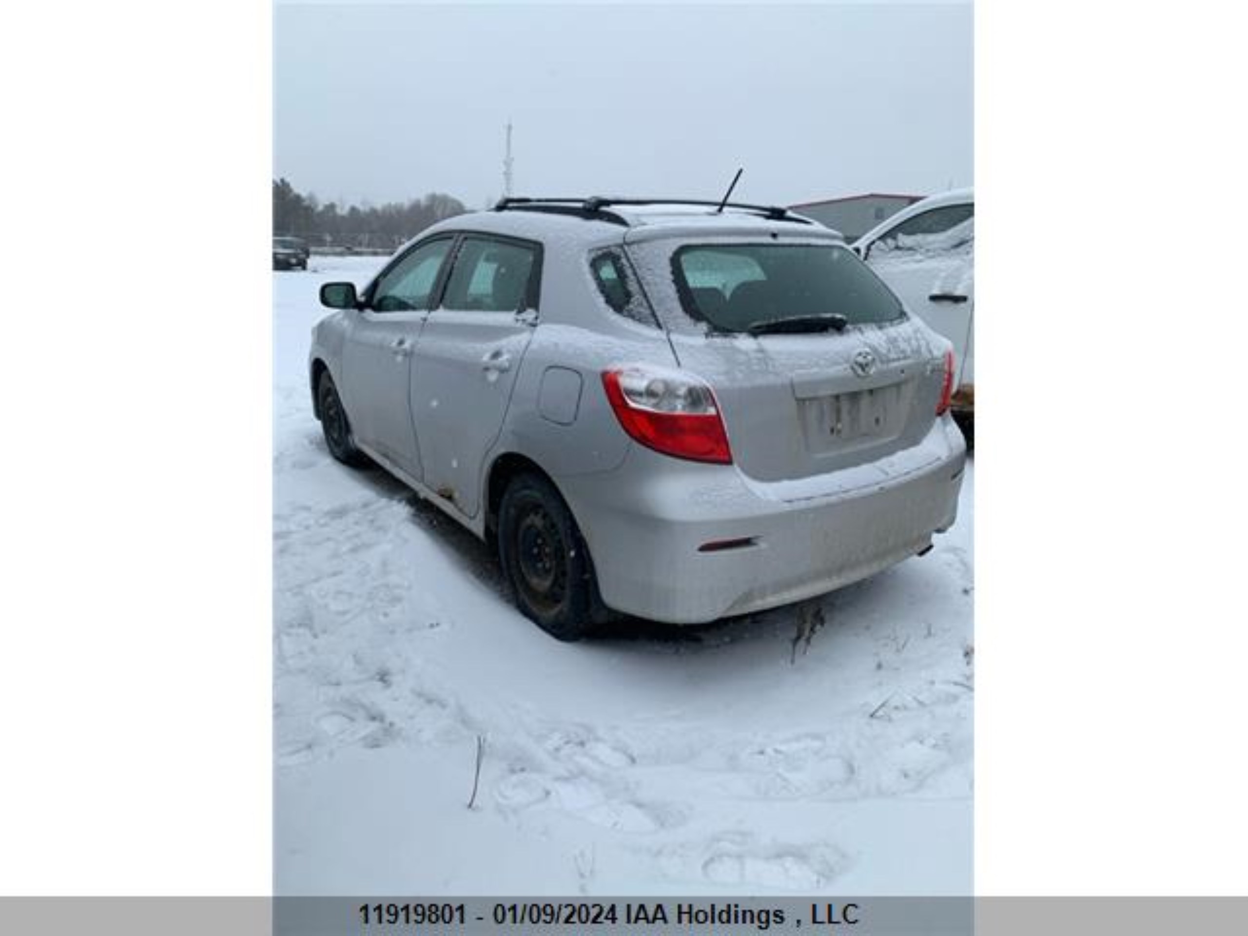 Photo 3 VIN: 2T1KU4EE2BC552956 - TOYOTA MATRIX 