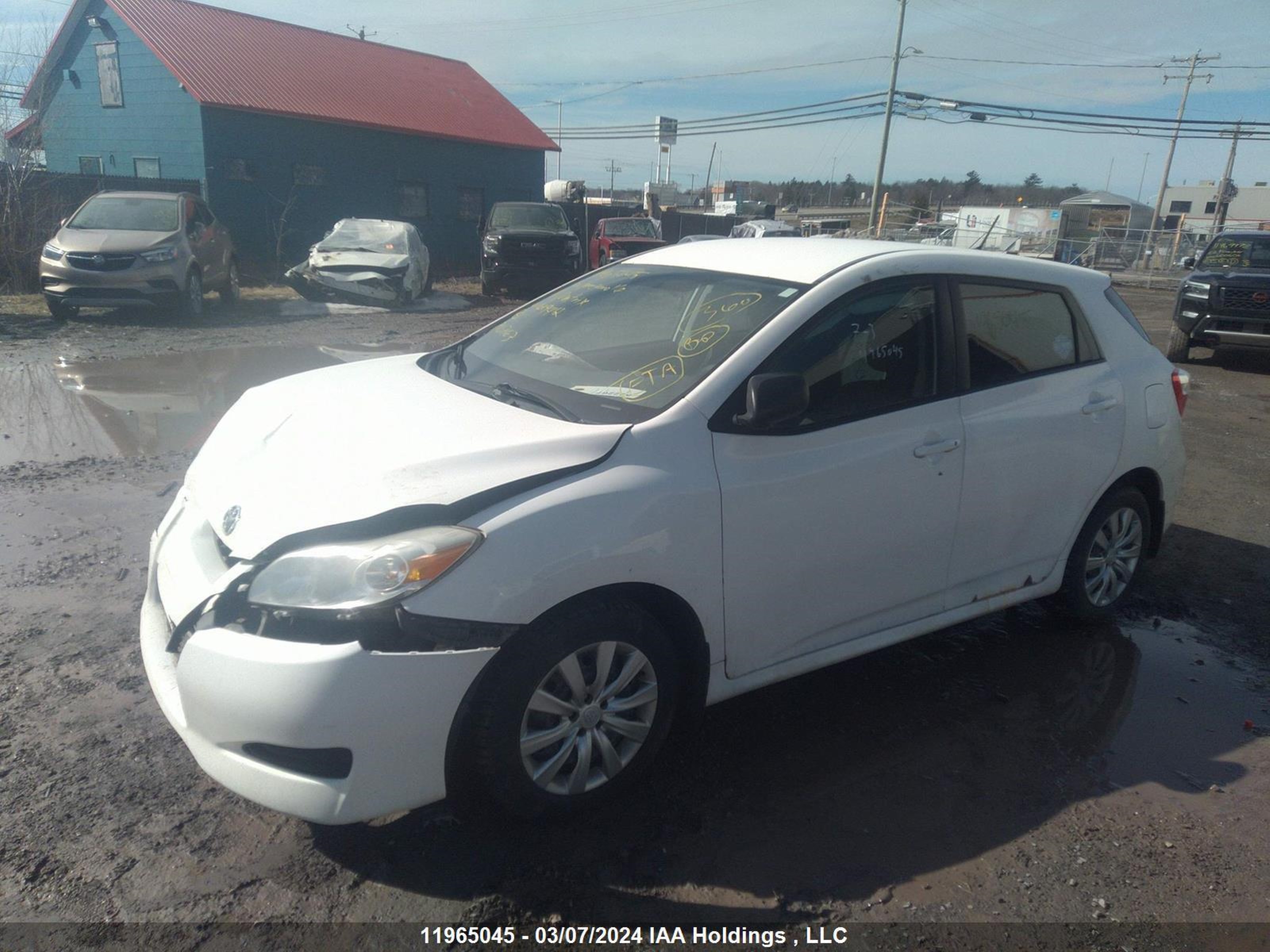 Photo 1 VIN: 2T1KU4EE2BC619412 - TOYOTA MATRIX 