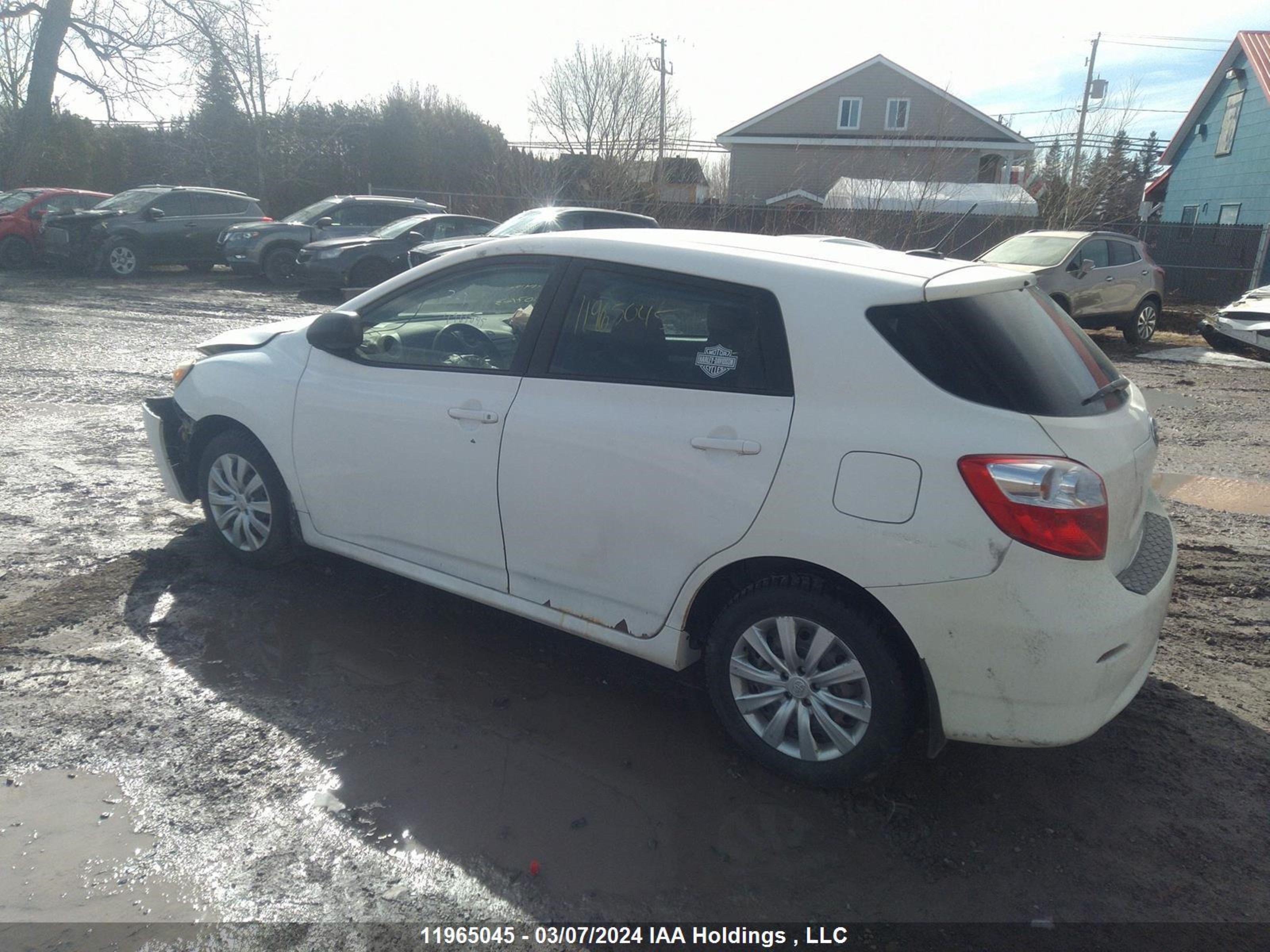 Photo 2 VIN: 2T1KU4EE2BC619412 - TOYOTA MATRIX 