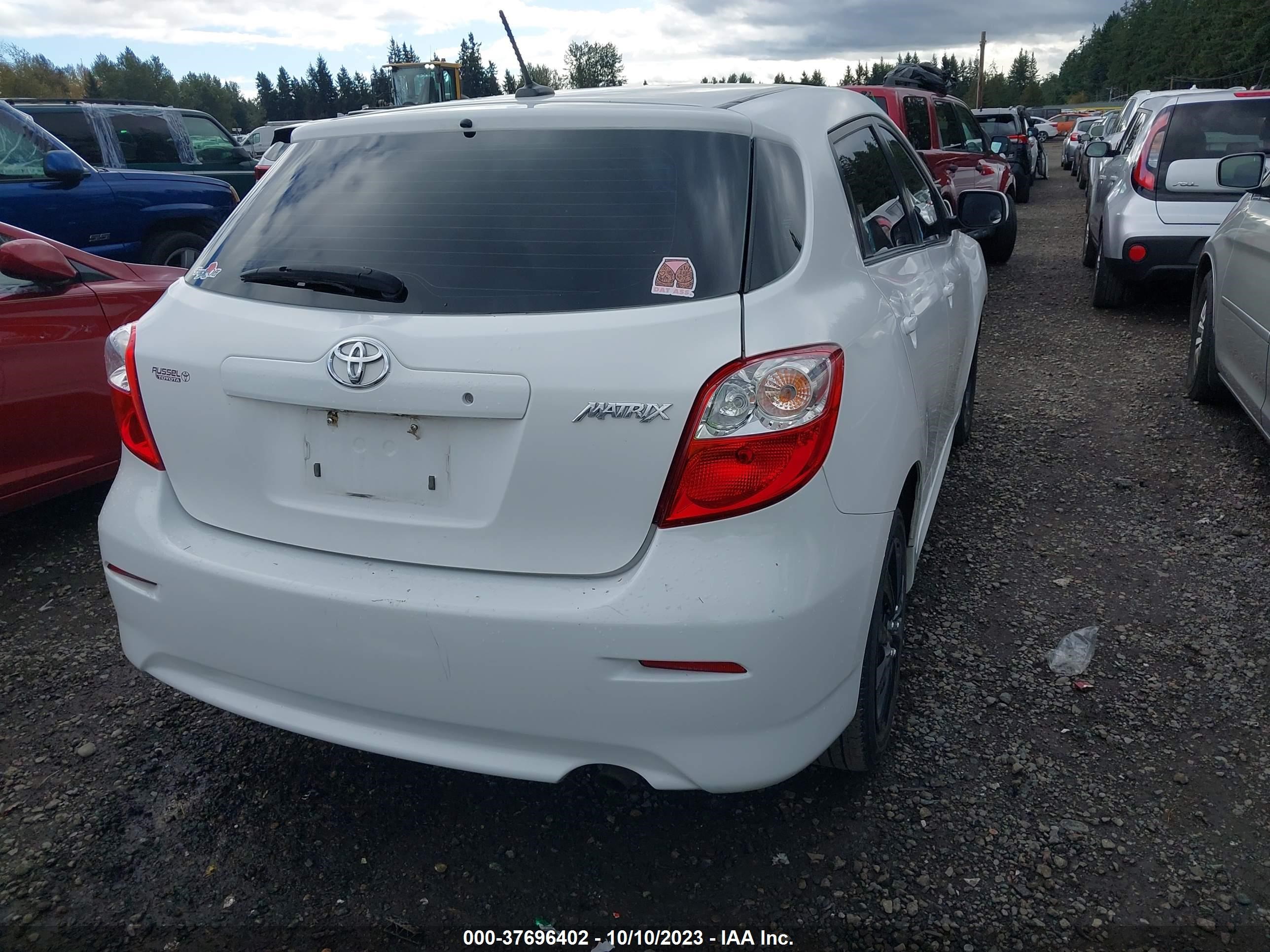 Photo 3 VIN: 2T1KU4EE3DC003706 - TOYOTA MATRIX 