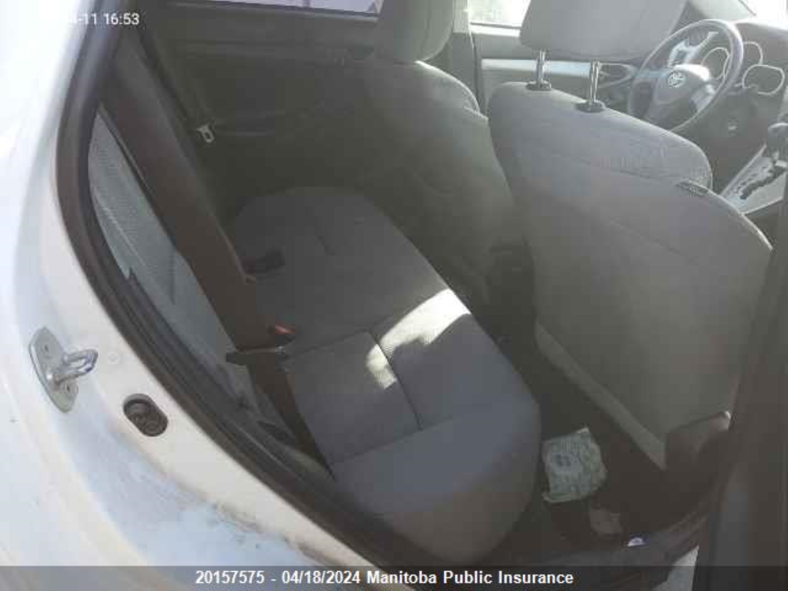 Photo 7 VIN: 2T1KU4EE4AC411059 - TOYOTA MATRIX 