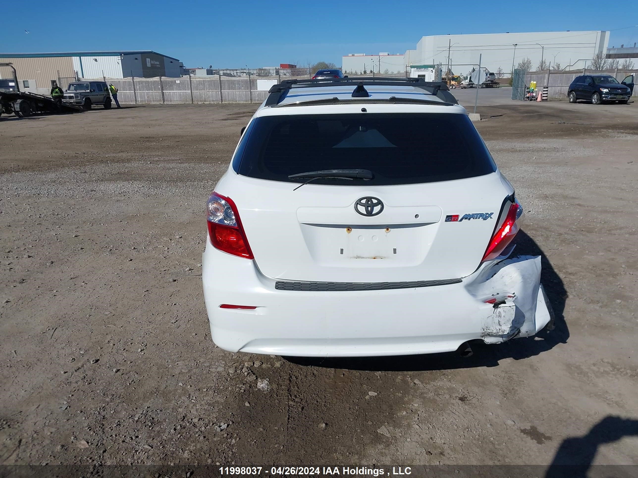 Photo 15 VIN: 2T1KU4EE4CC896547 - TOYOTA MATRIX 