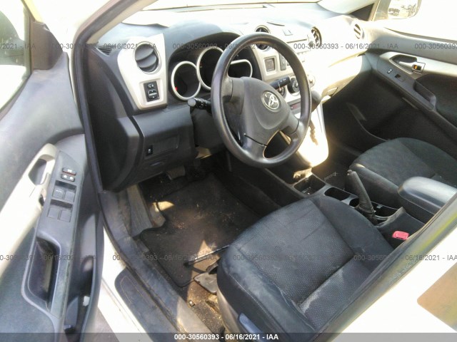 Photo 4 VIN: 2T1KU4EE5AC263374 - TOYOTA MATRIX 