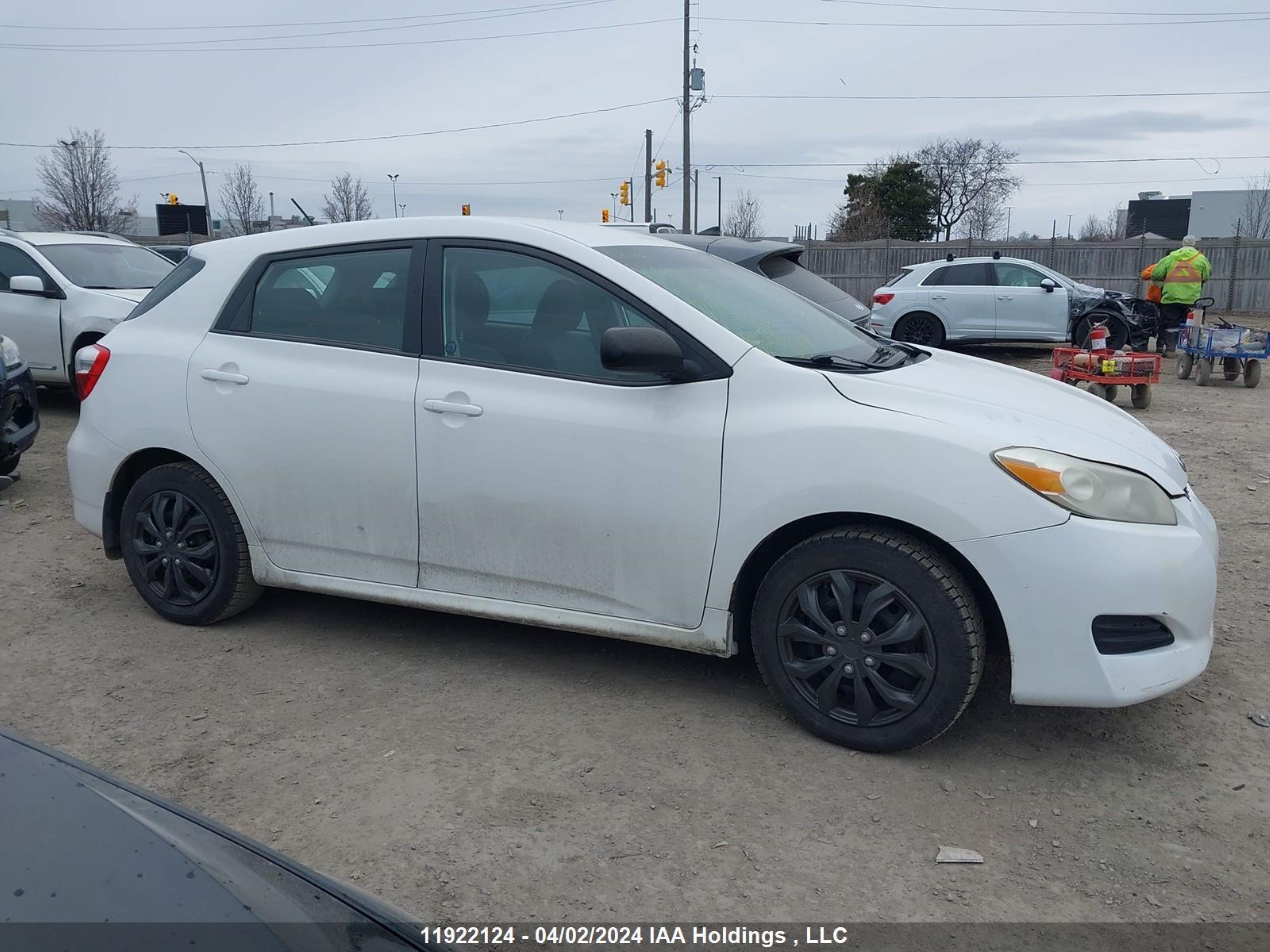 Photo 12 VIN: 2T1KU4EE5CC870054 - TOYOTA MATRIX 