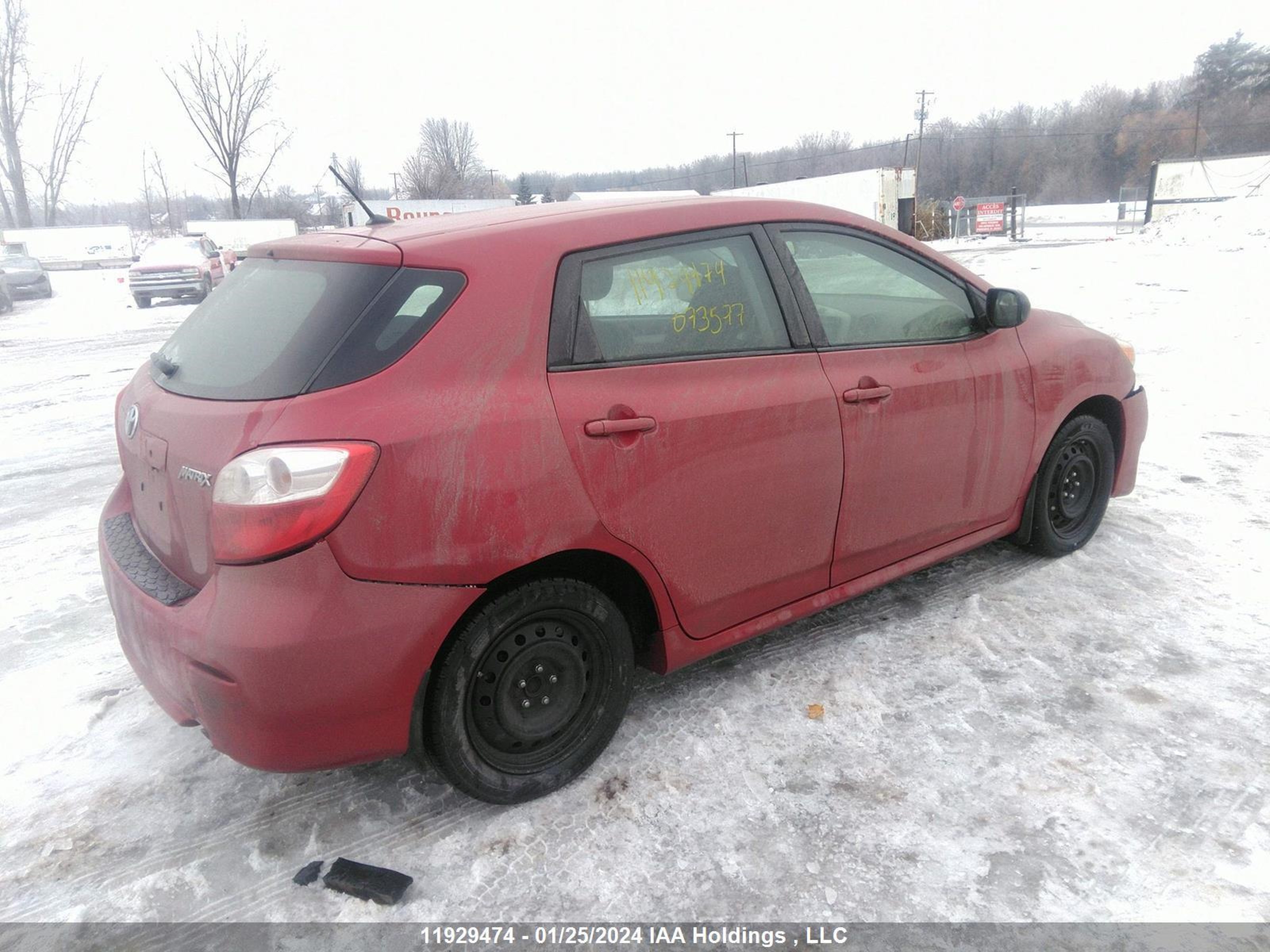 Photo 3 VIN: 2T1KU4EE5DC073577 - TOYOTA MATRIX 