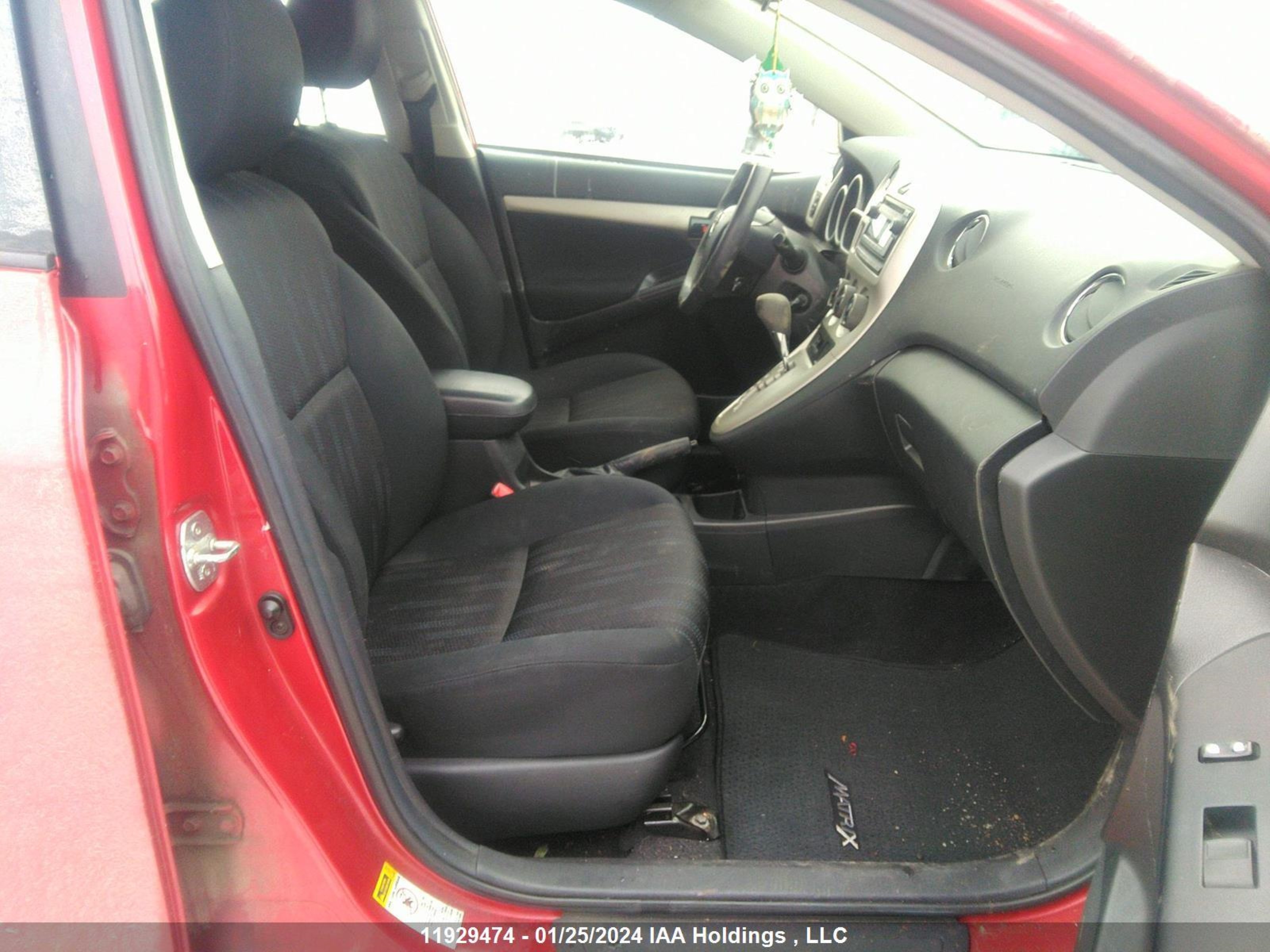 Photo 4 VIN: 2T1KU4EE5DC073577 - TOYOTA MATRIX 