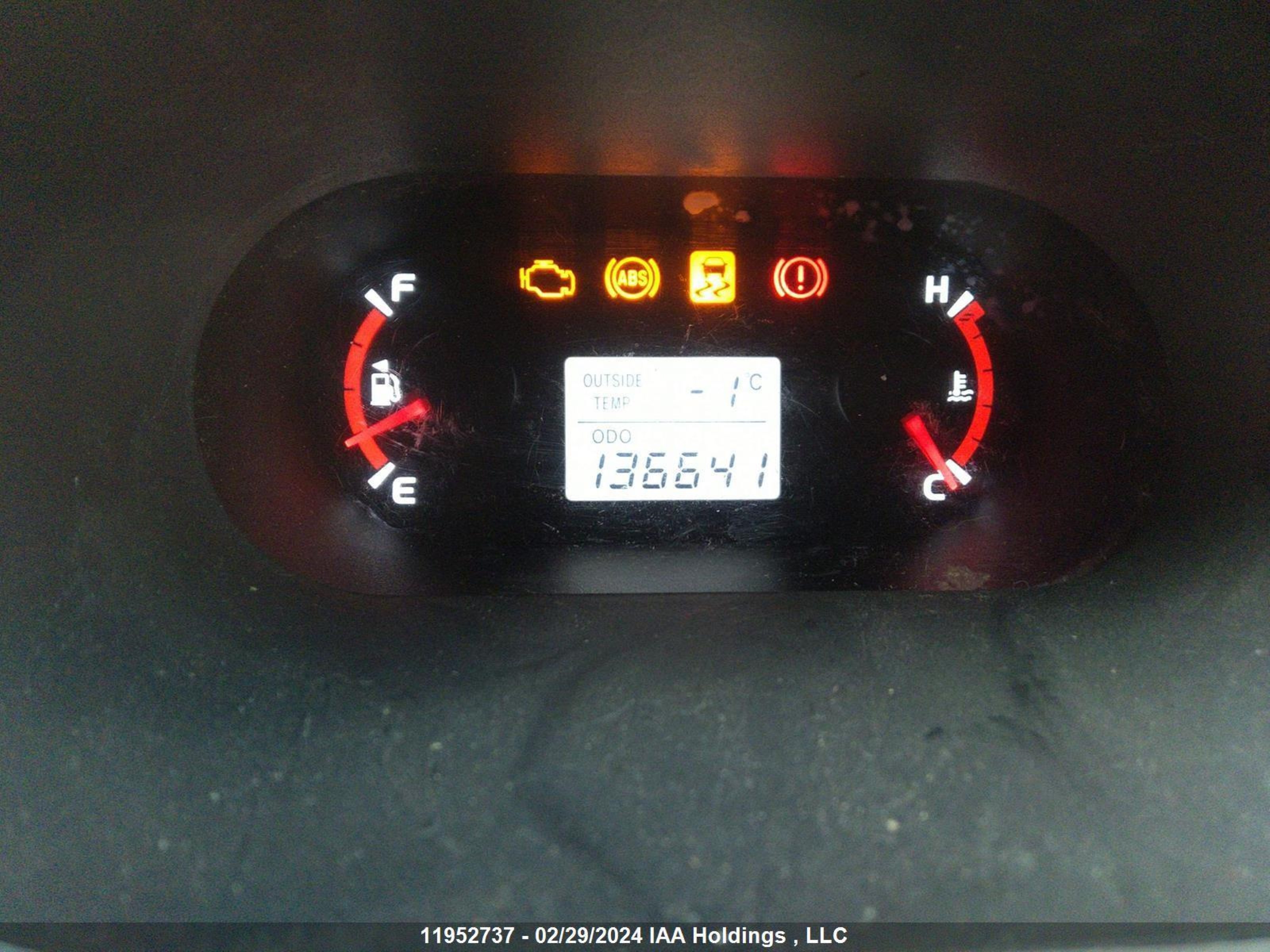 Photo 14 VIN: 2T1KU4EE5DC078391 - TOYOTA MATRIX 