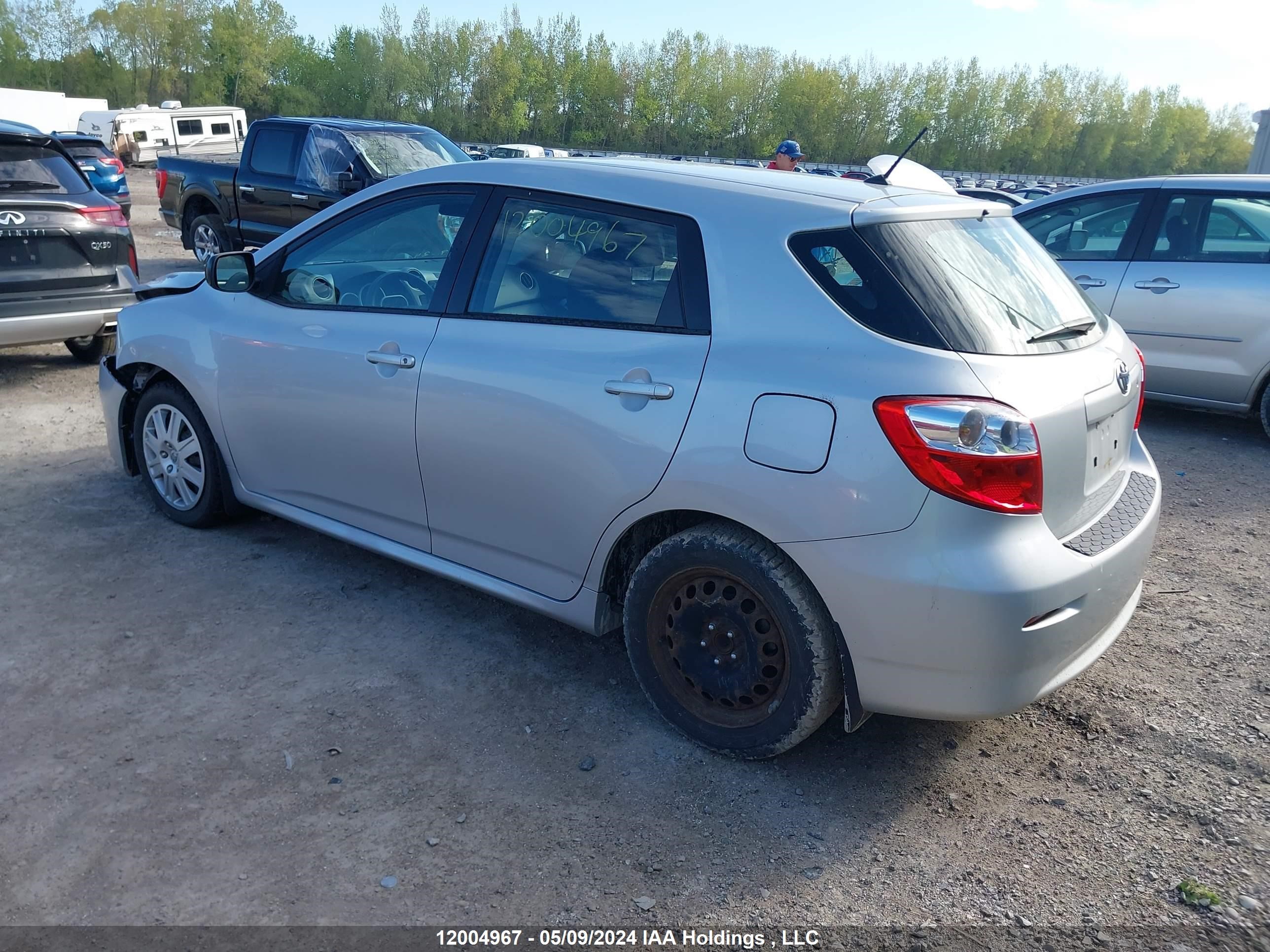 Photo 2 VIN: 2T1KU4EE5EC136887 - TOYOTA MATRIX 