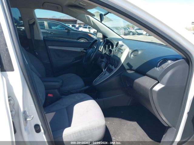 Photo 4 VIN: 2T1KU4EE6AC285769 - TOYOTA MATRIX 