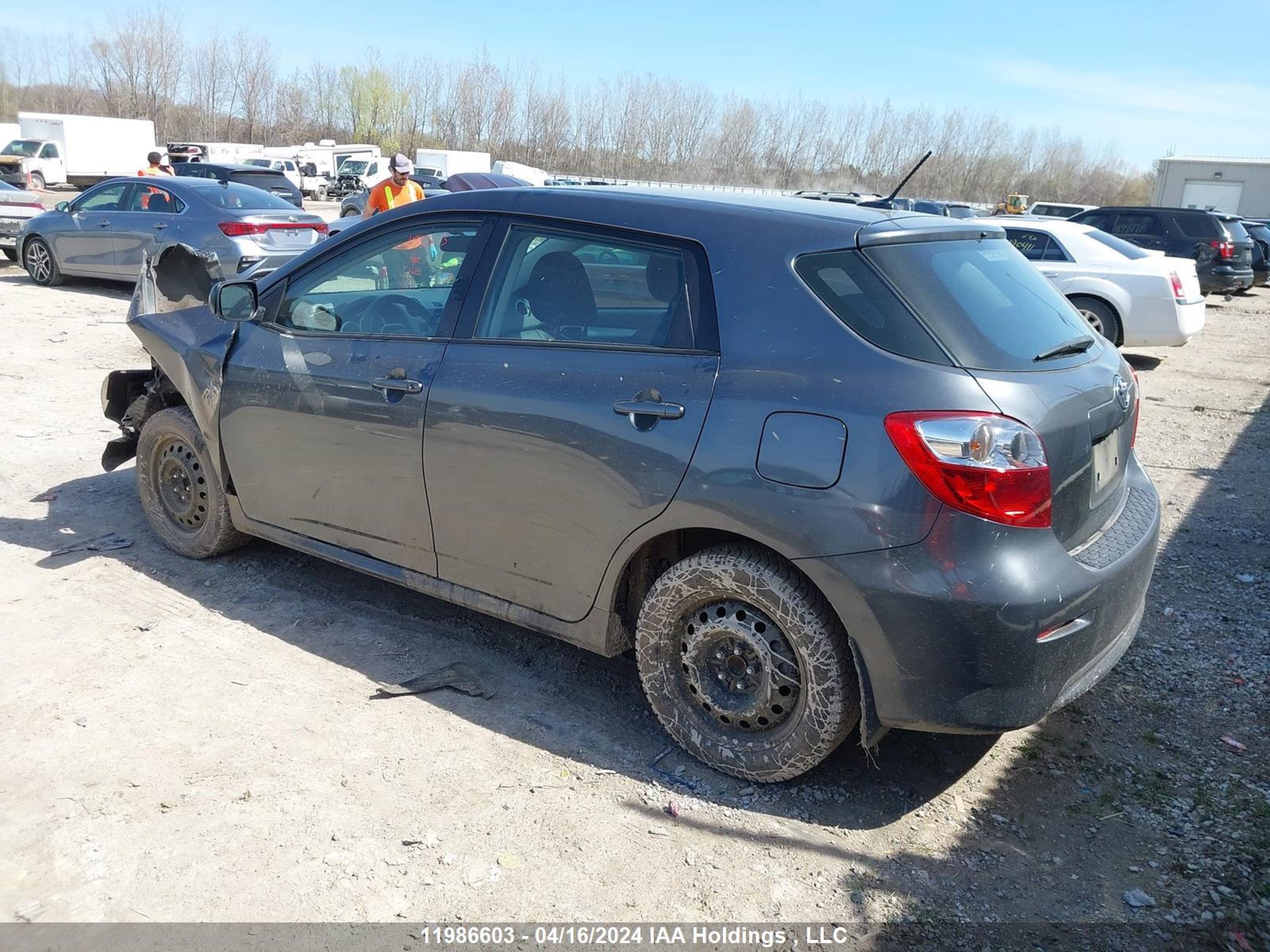 Photo 13 VIN: 2T1KU4EE8DC947520 - TOYOTA MATRIX 