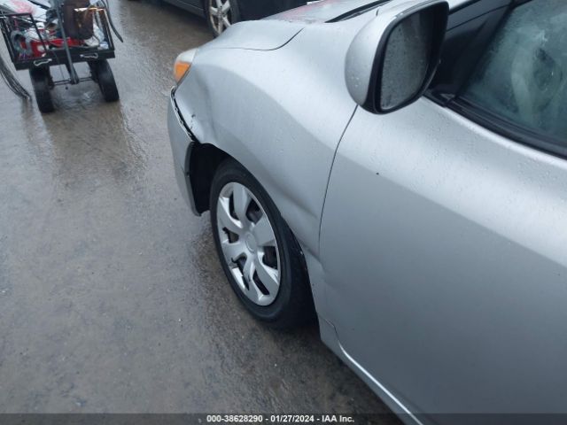 Photo 5 VIN: 2T1KU4EEXBC661164 - TOYOTA MATRIX 