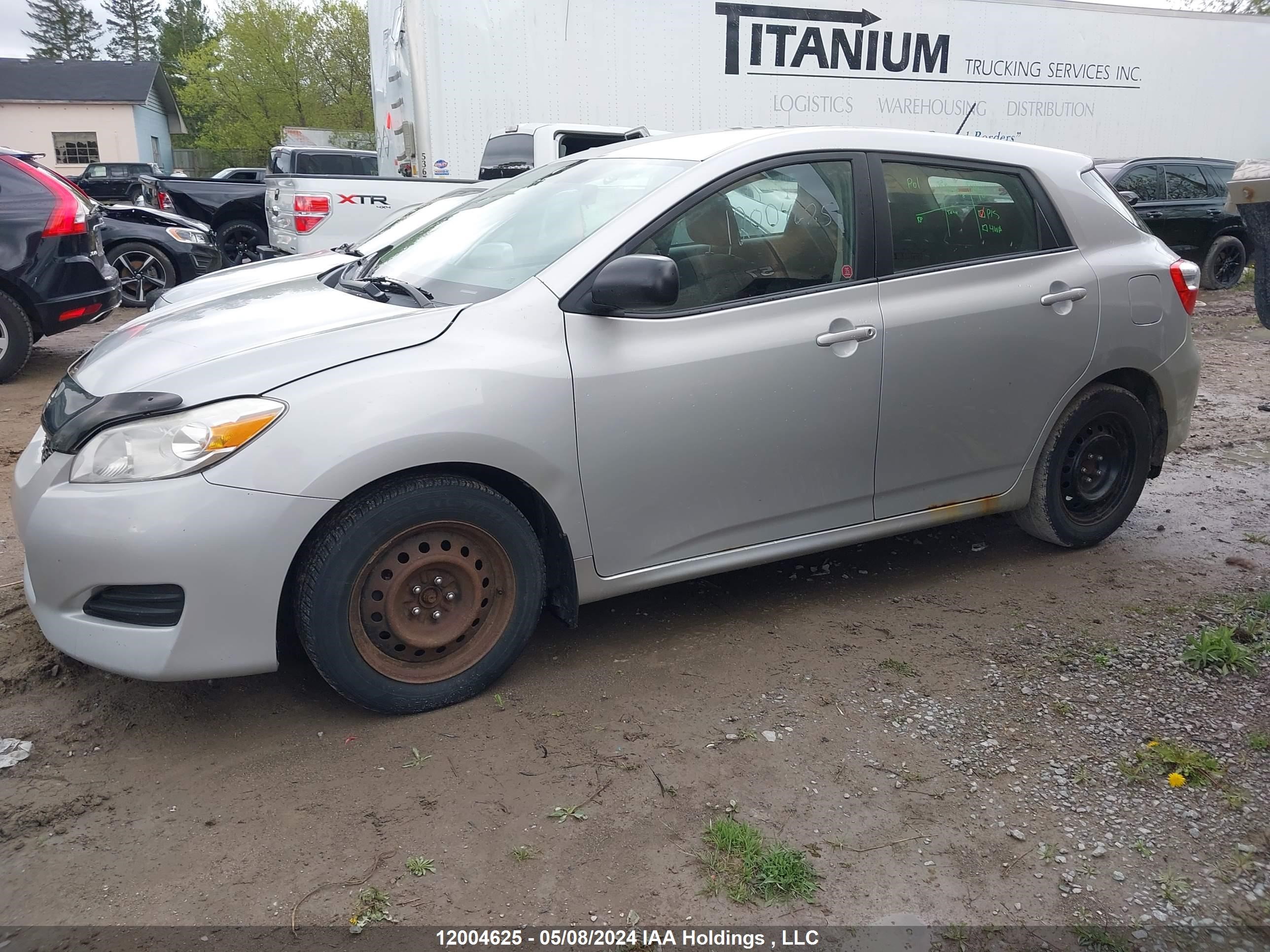 Photo 13 VIN: 2T1KU4EEXEC131300 - TOYOTA MATRIX 