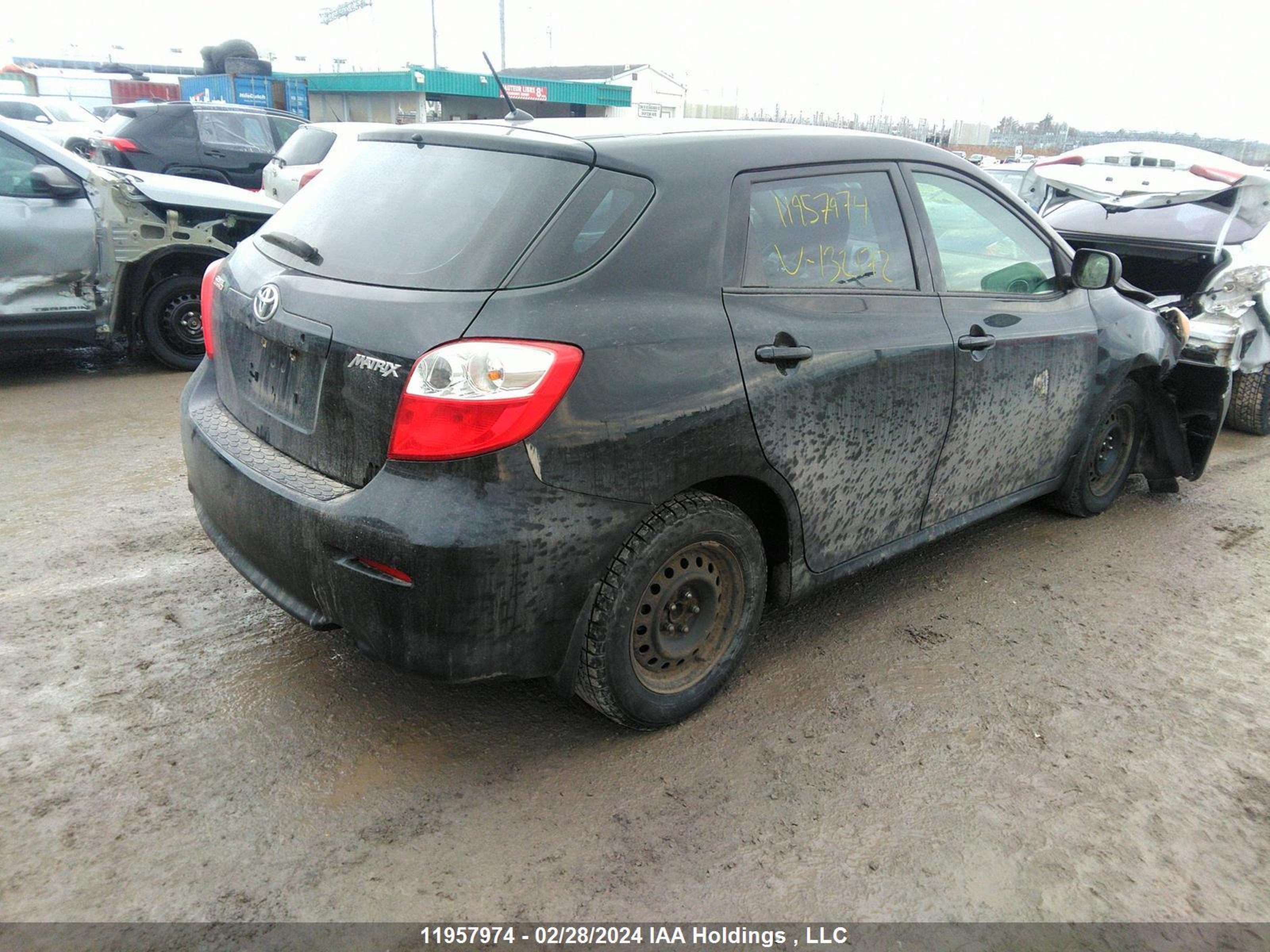 Photo 3 VIN: 2T1KU4EEXEC132172 - TOYOTA MATRIX 