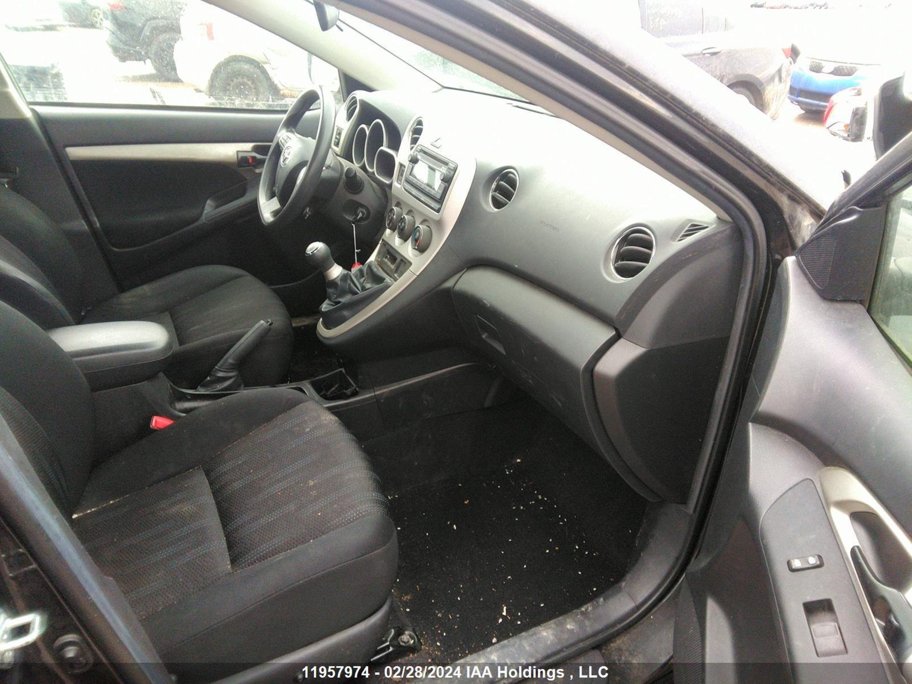 Photo 4 VIN: 2T1KU4EEXEC132172 - TOYOTA MATRIX 