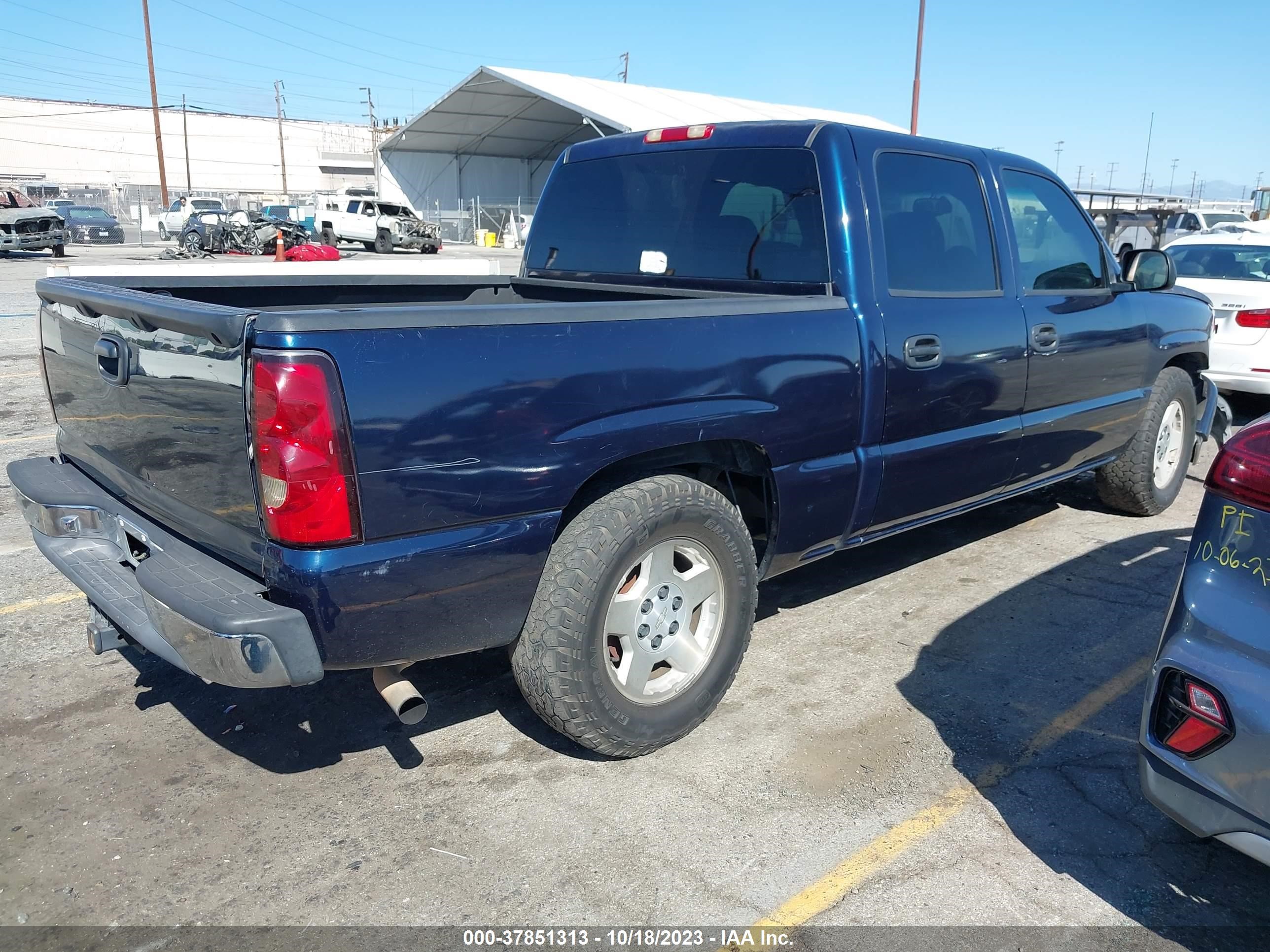 Photo 3 VIN: 2T1KY30E06C550456 - CHEVROLET SILVERADO 