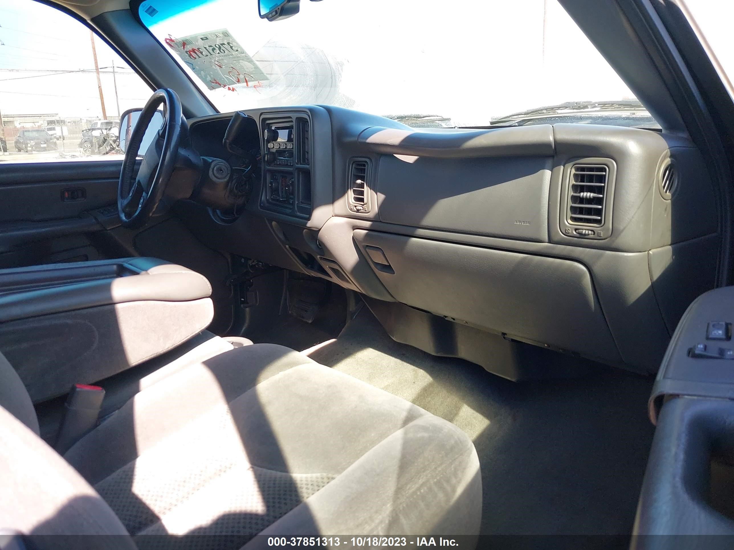 Photo 4 VIN: 2T1KY30E06C550456 - CHEVROLET SILVERADO 